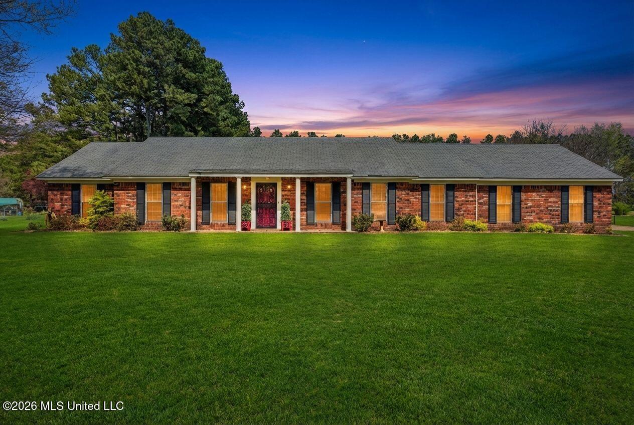 5600 Rolling Hills Drive — photo