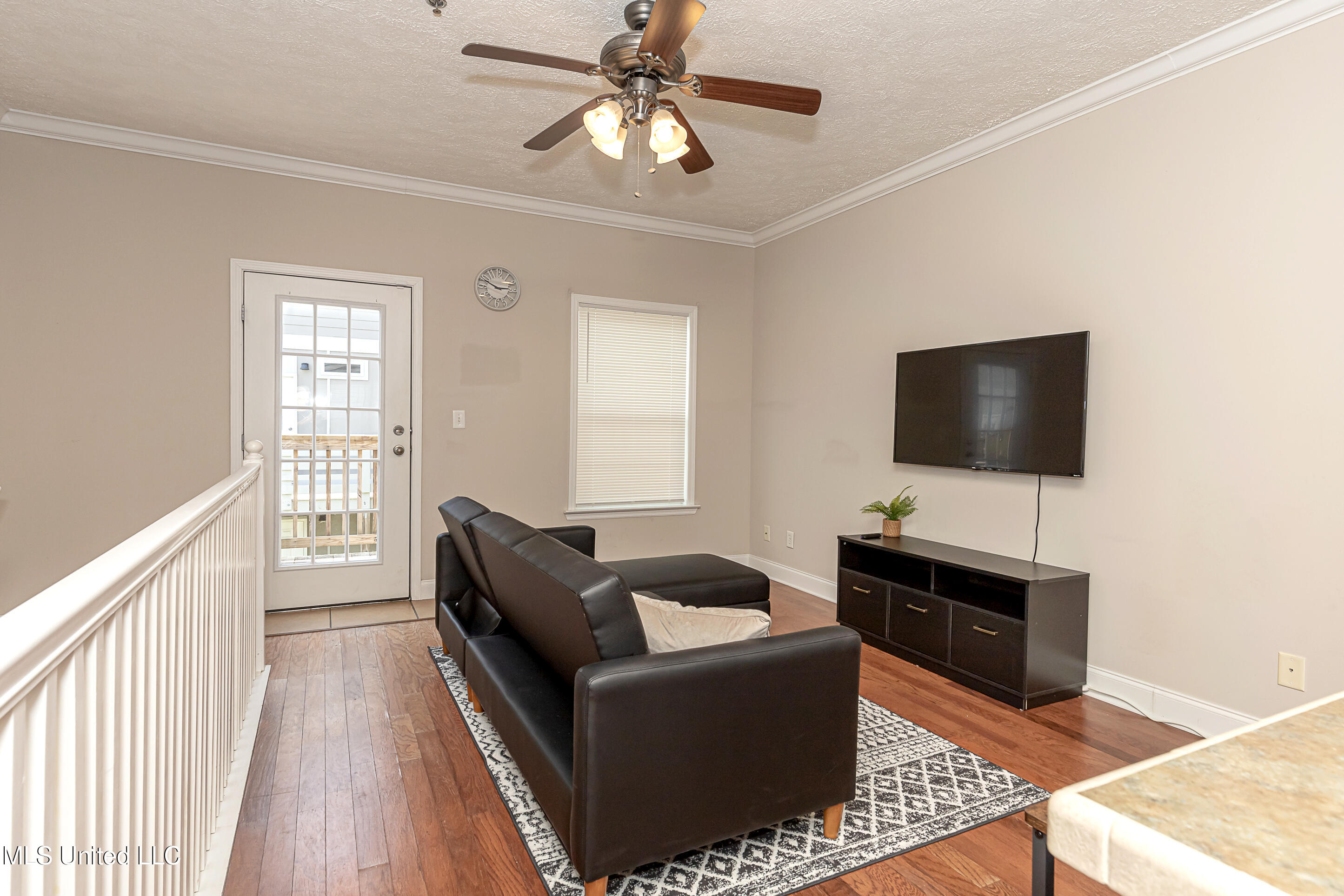611 Peach Street #611 — photo