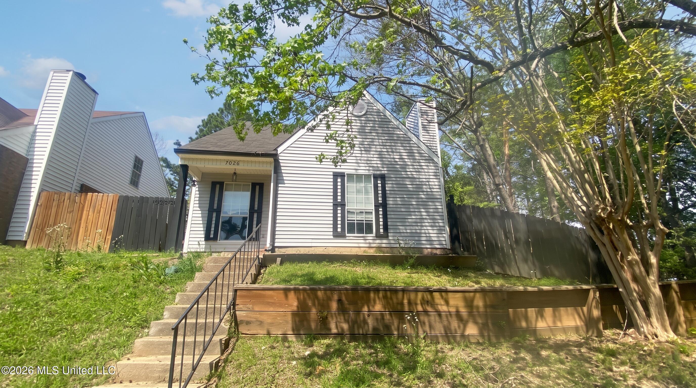 7026 Copper Cove — photo