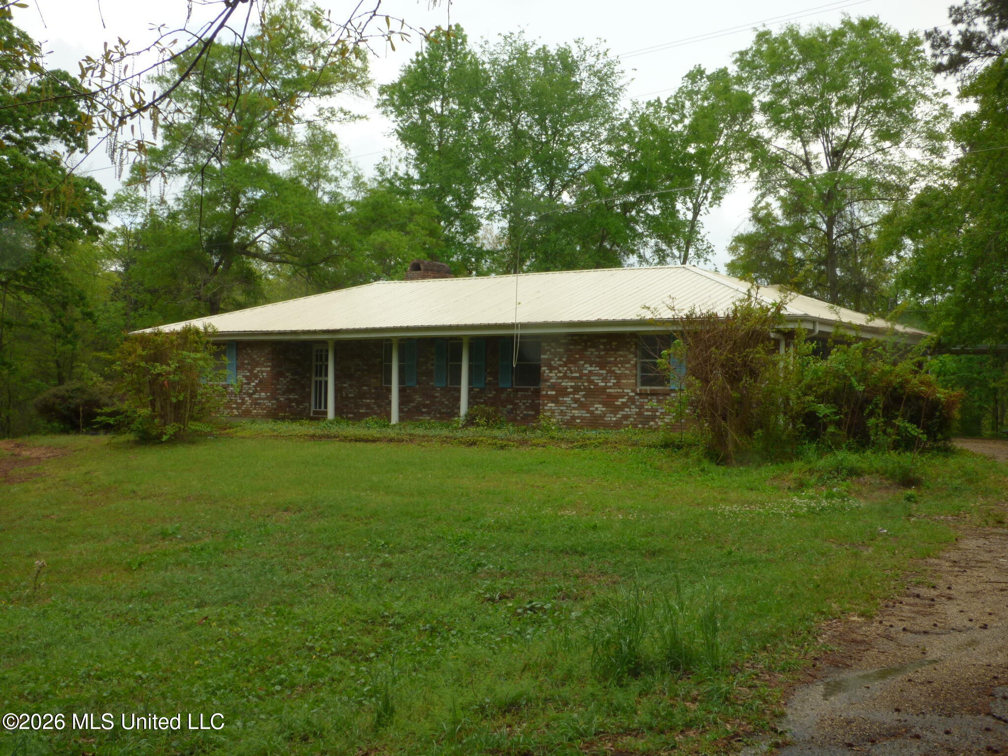 326 Roan Ready Road — photo