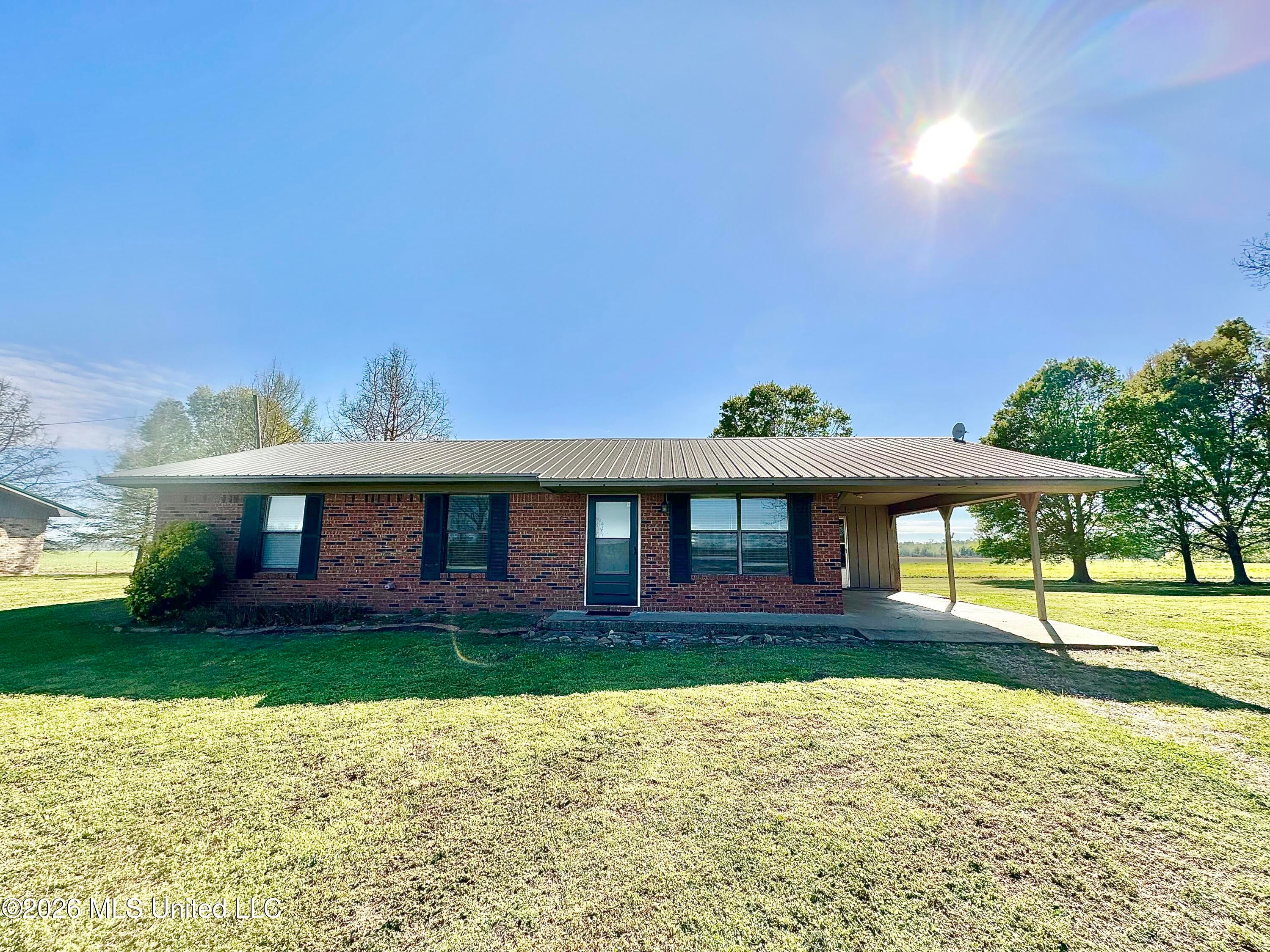 4363 Eagle Lake Shore Road — photo