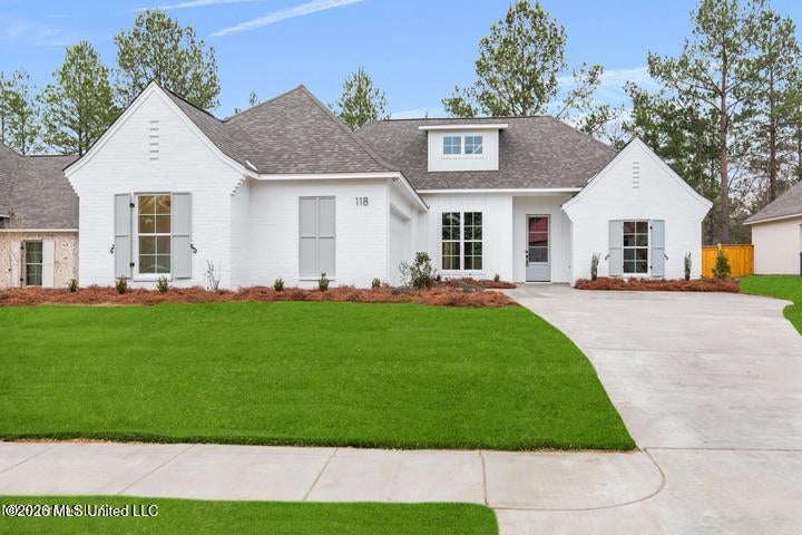 118 Lake Crest Drive — photo