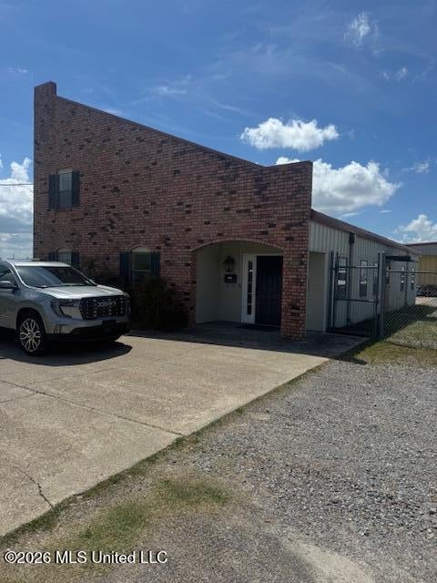1074 J Logan Sewell Drive — photo
