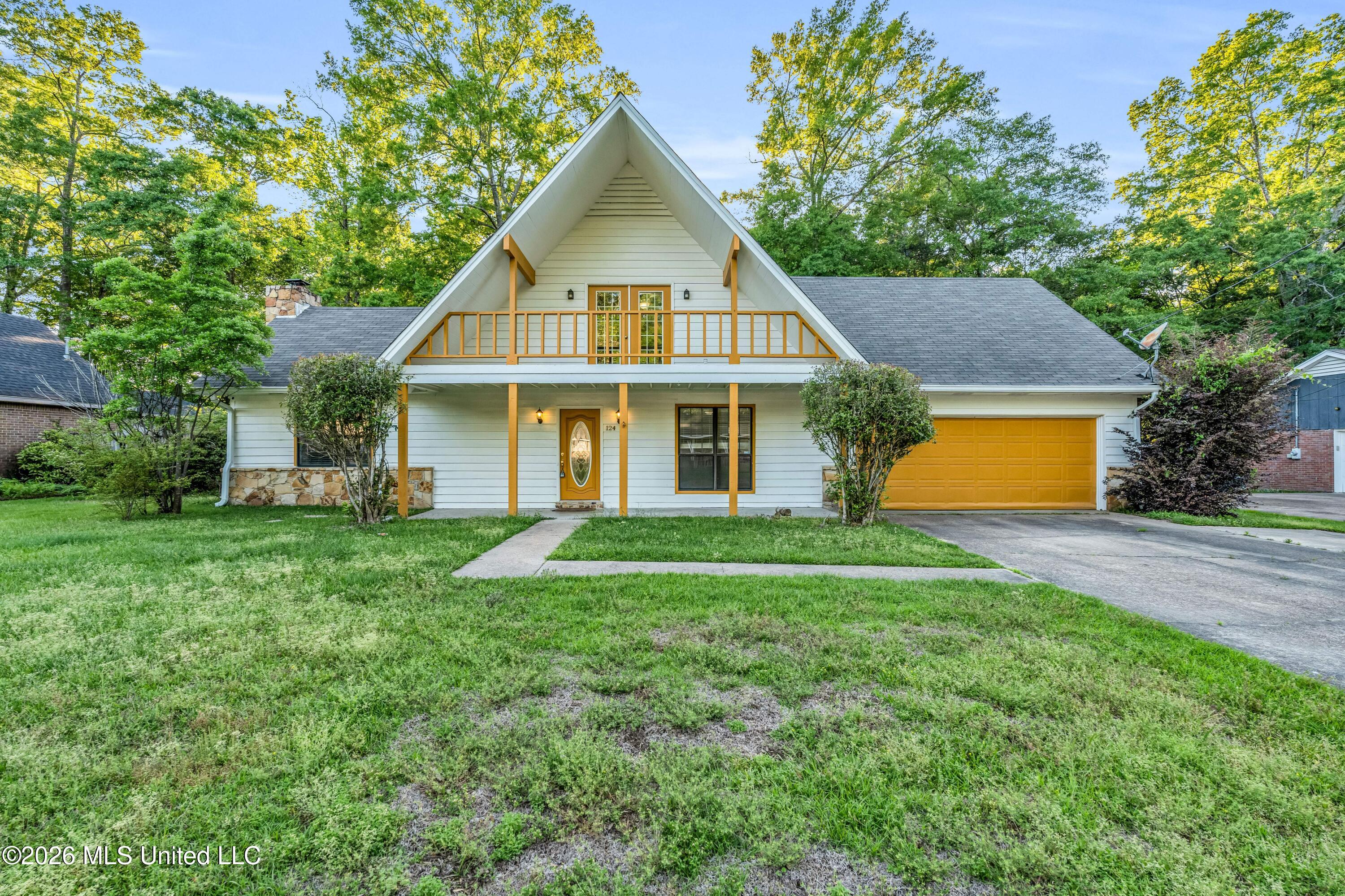 124 Cedar Drive — photo