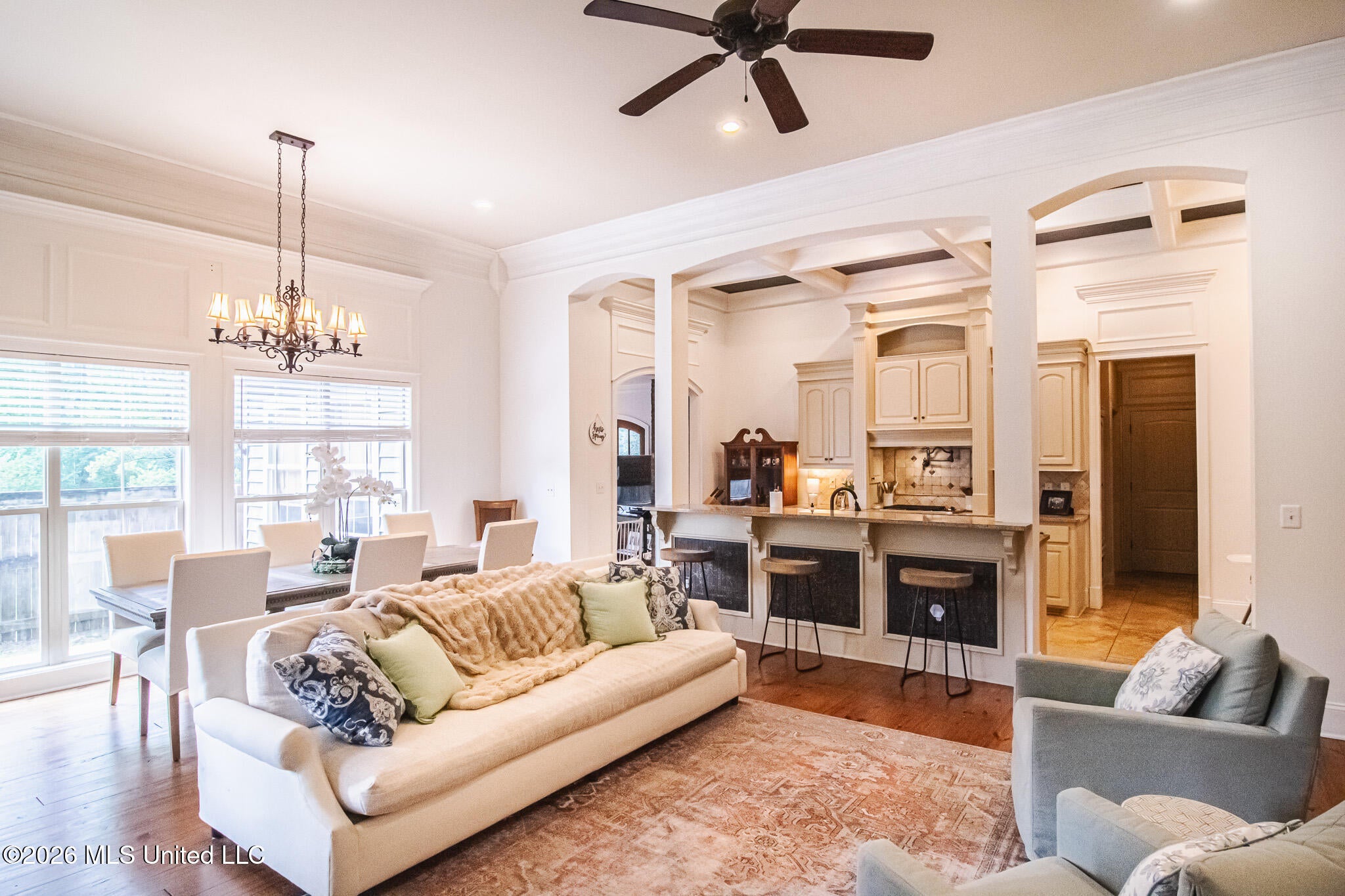 1612 E Northside Dr Drive — photo