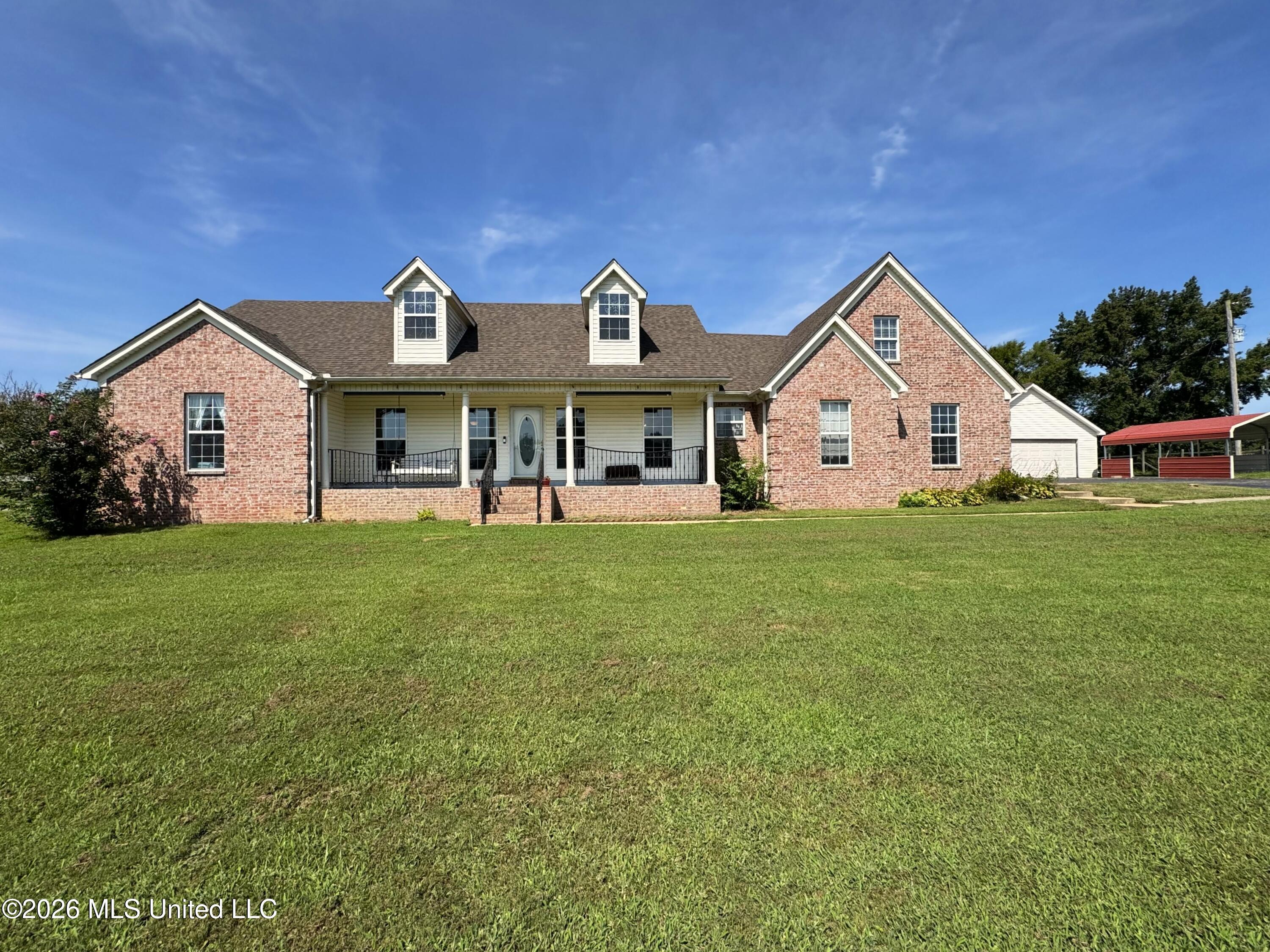 1423 N Red Banks Road — photo