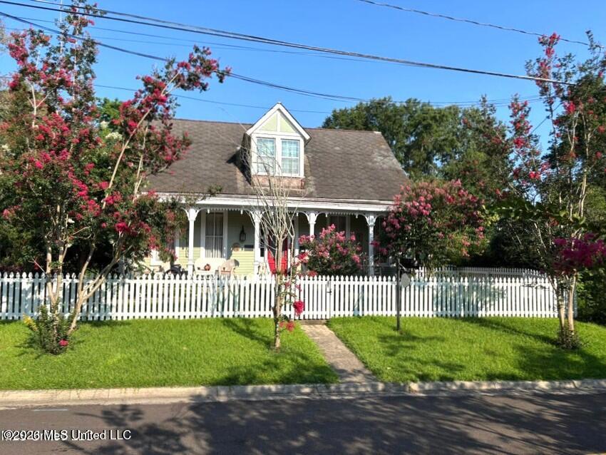204 Arlington Avenue — photo