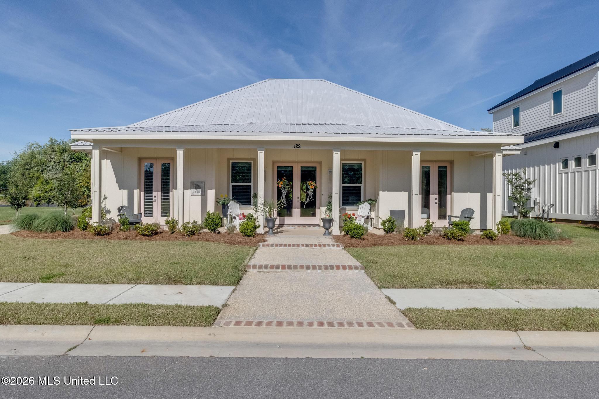 122 Seaside Oaks Drive — photo