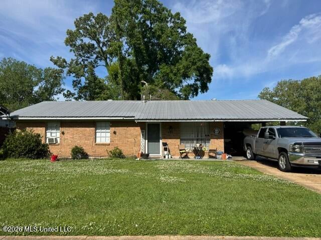 121 Oakhill Drive — photo
