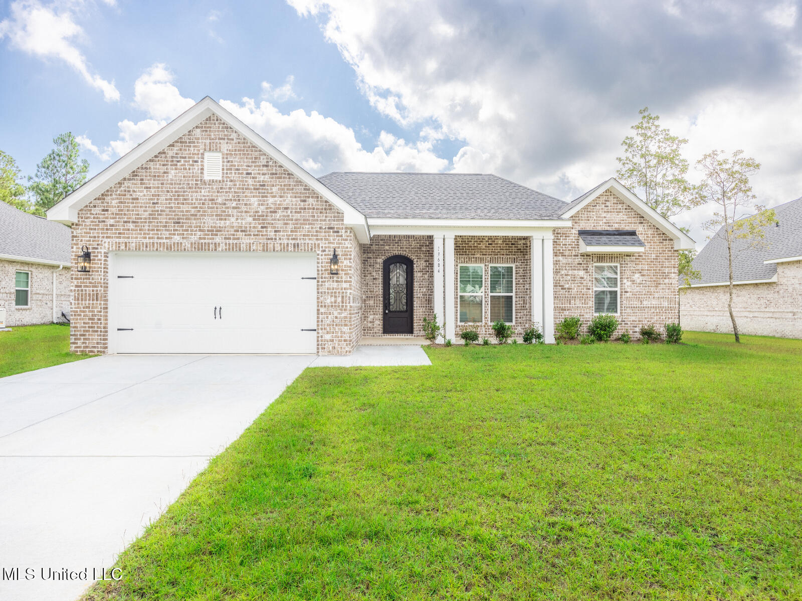 13640 Mayberry Court — photo