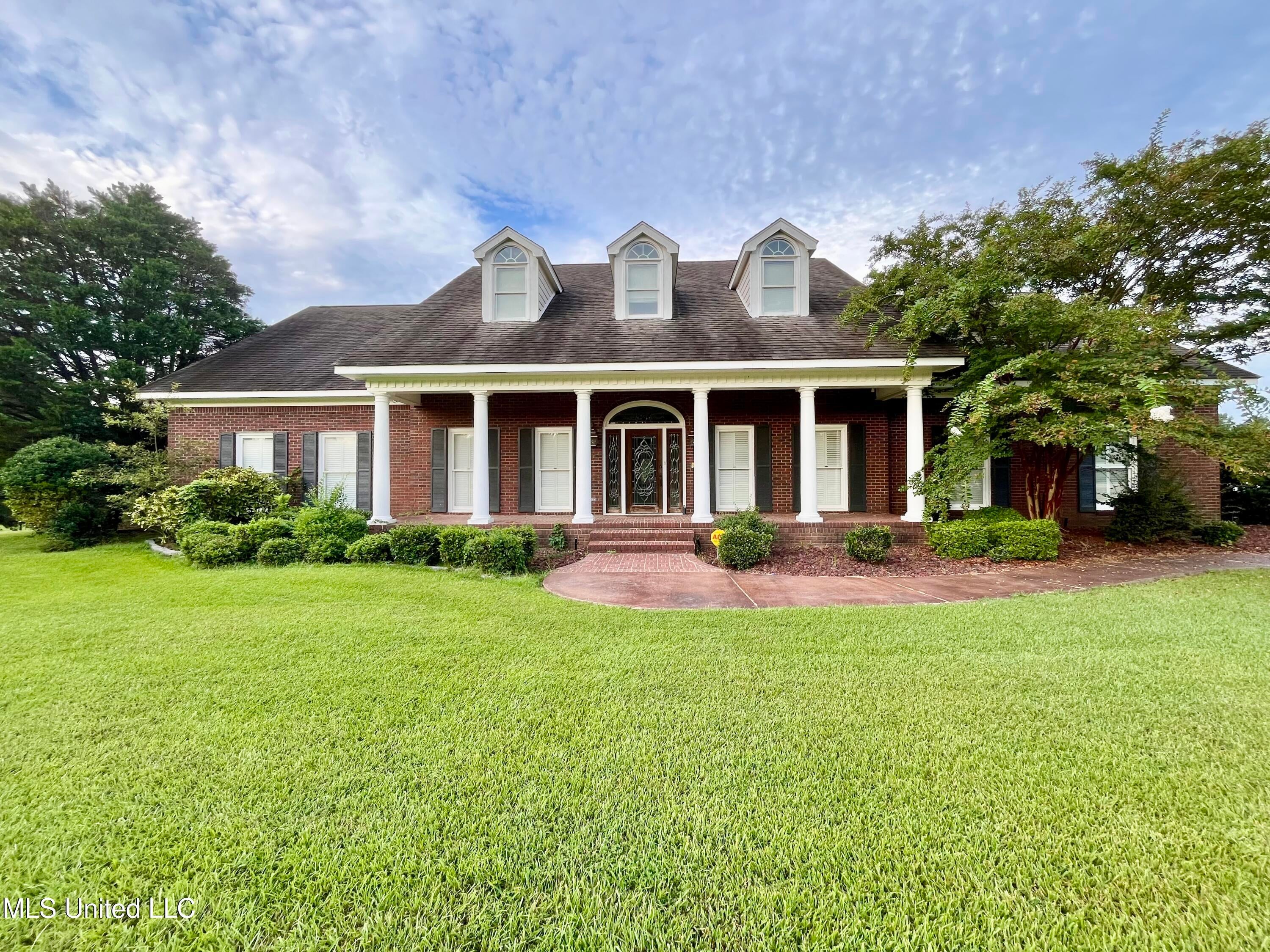 13 Canebrake Drive — photo