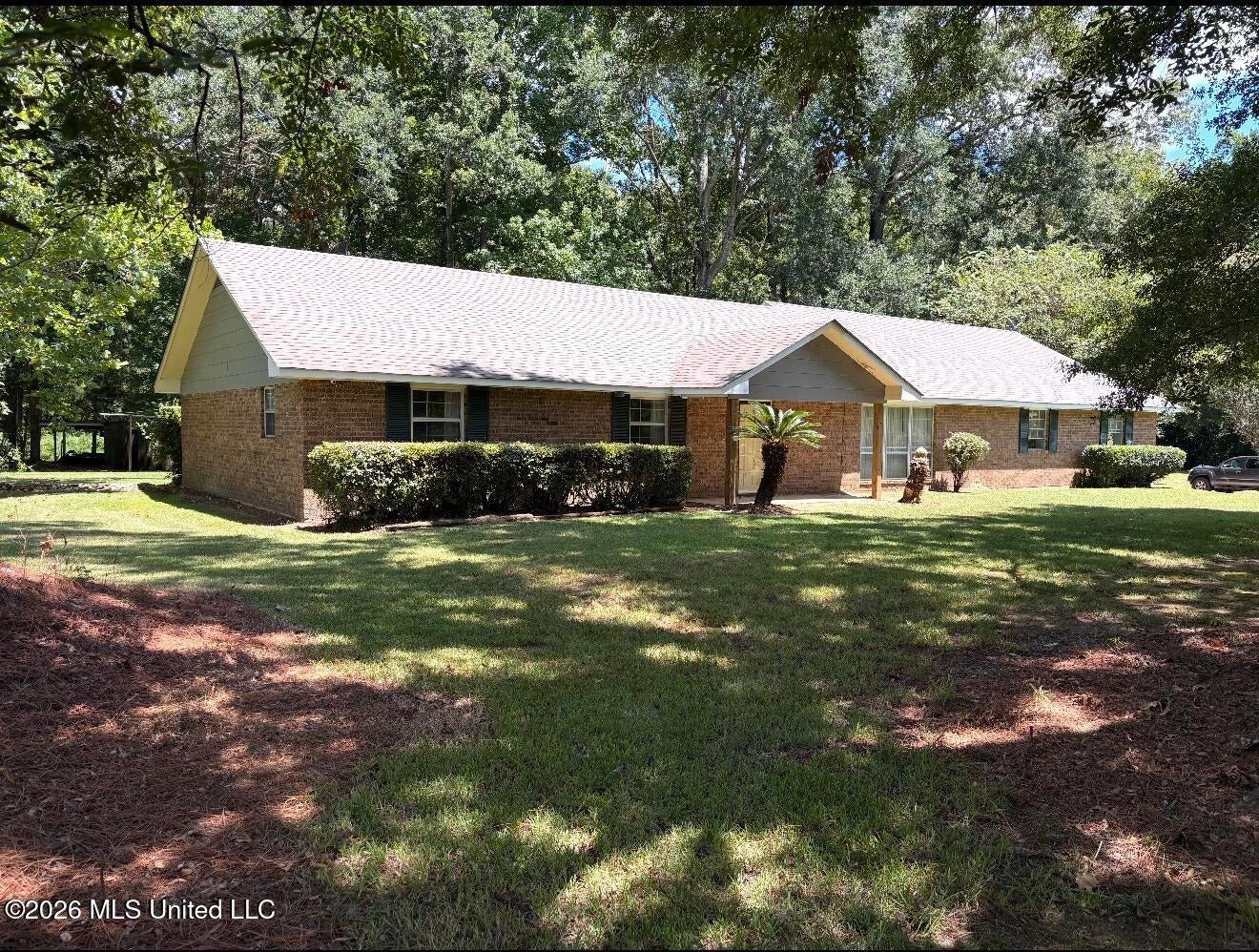 15 Greenfield Drive — photo