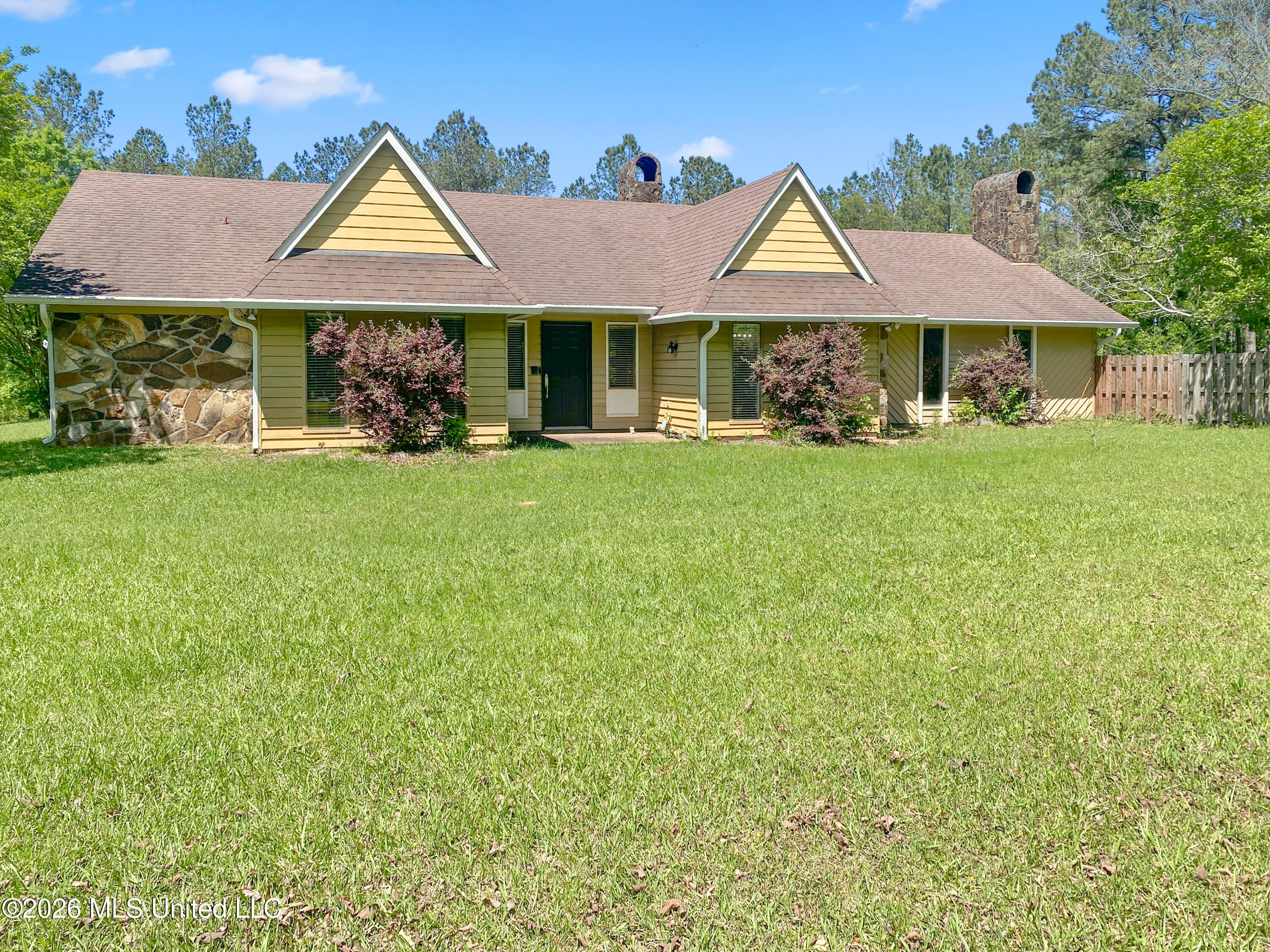 4835 Upper Glading Road — photo