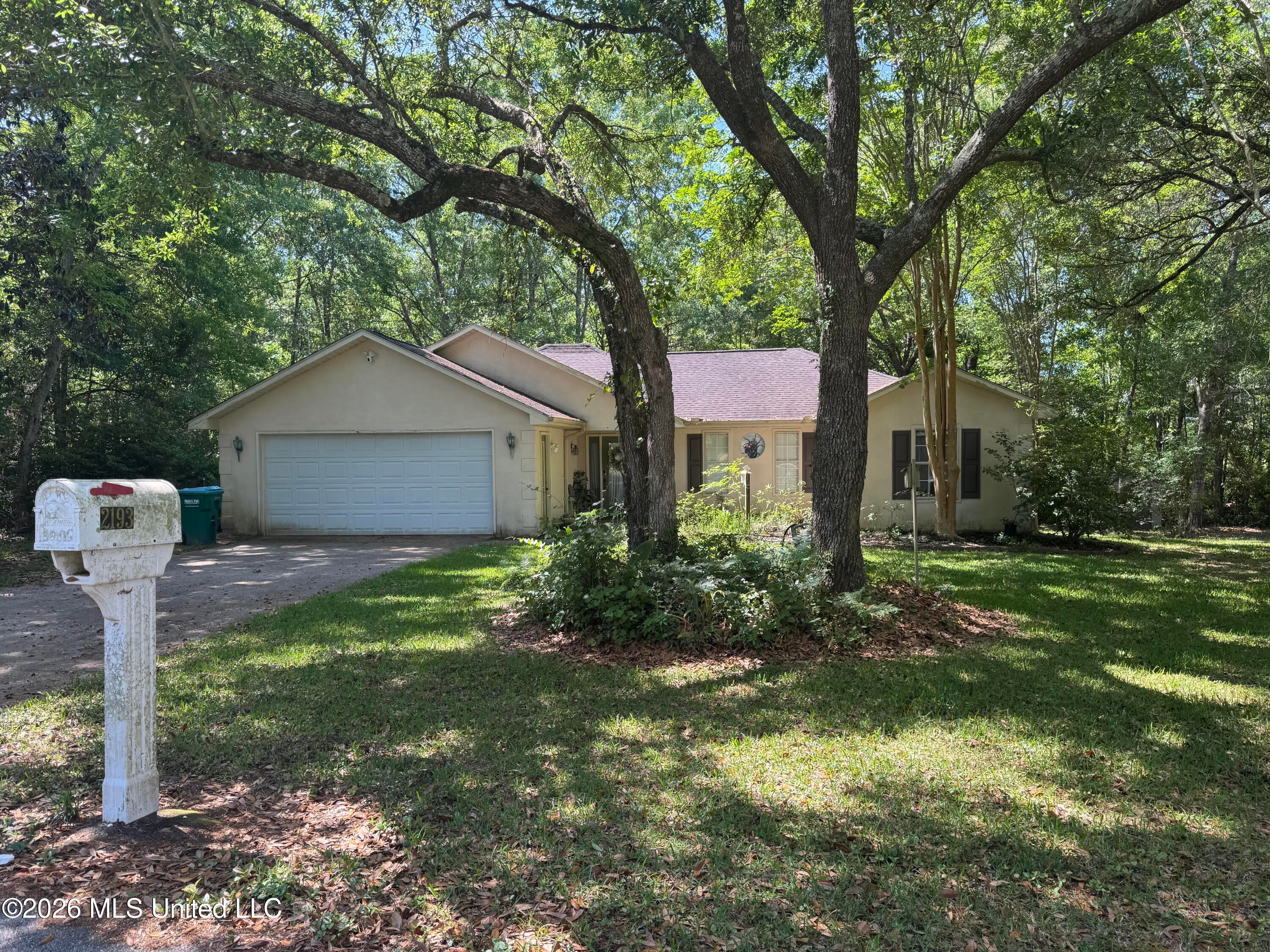2193 Bayou View Circle — photo