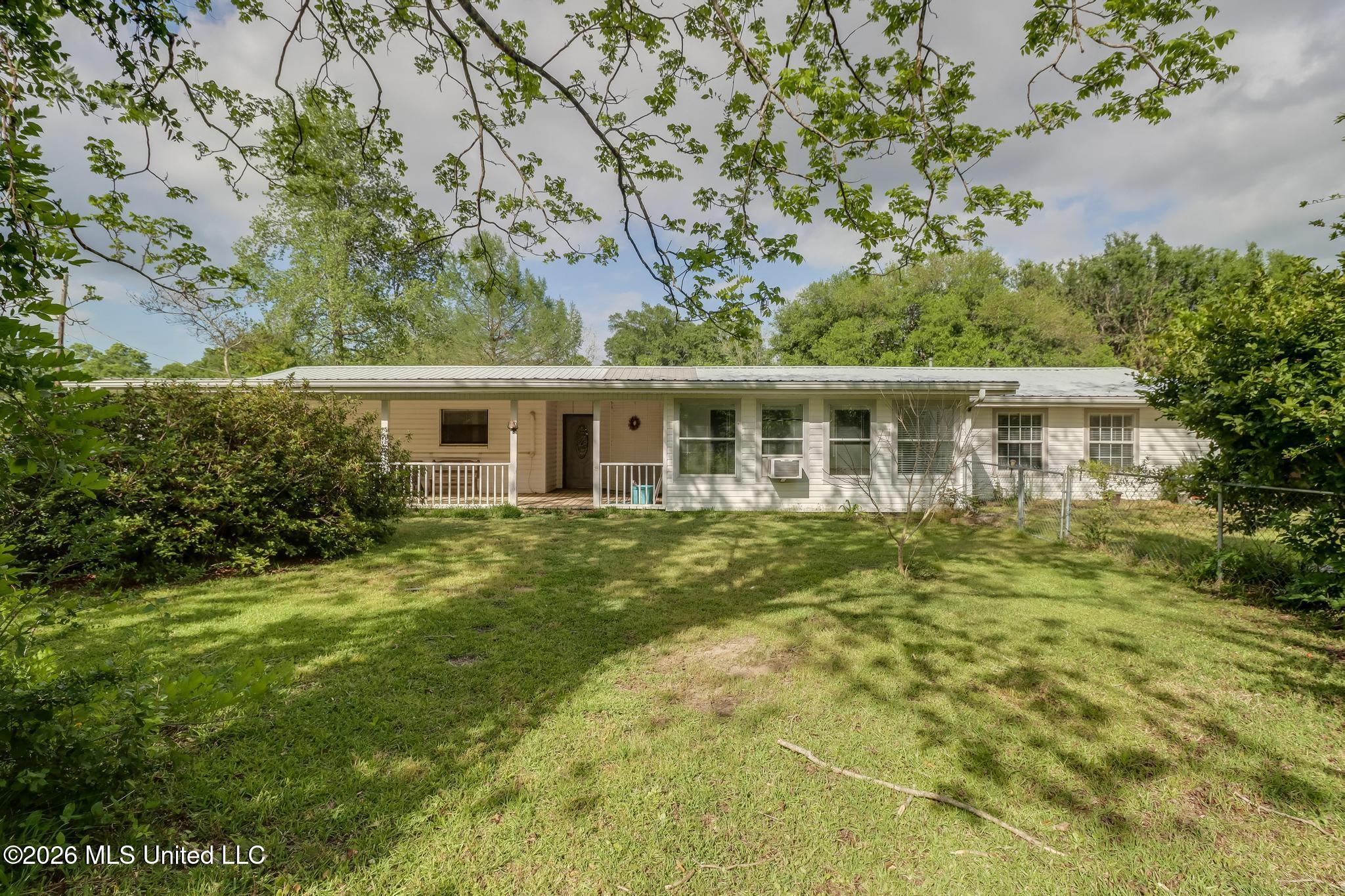 9124 Wire Road — photo