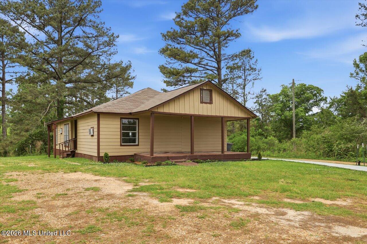 668 Rose Hill Road — photo