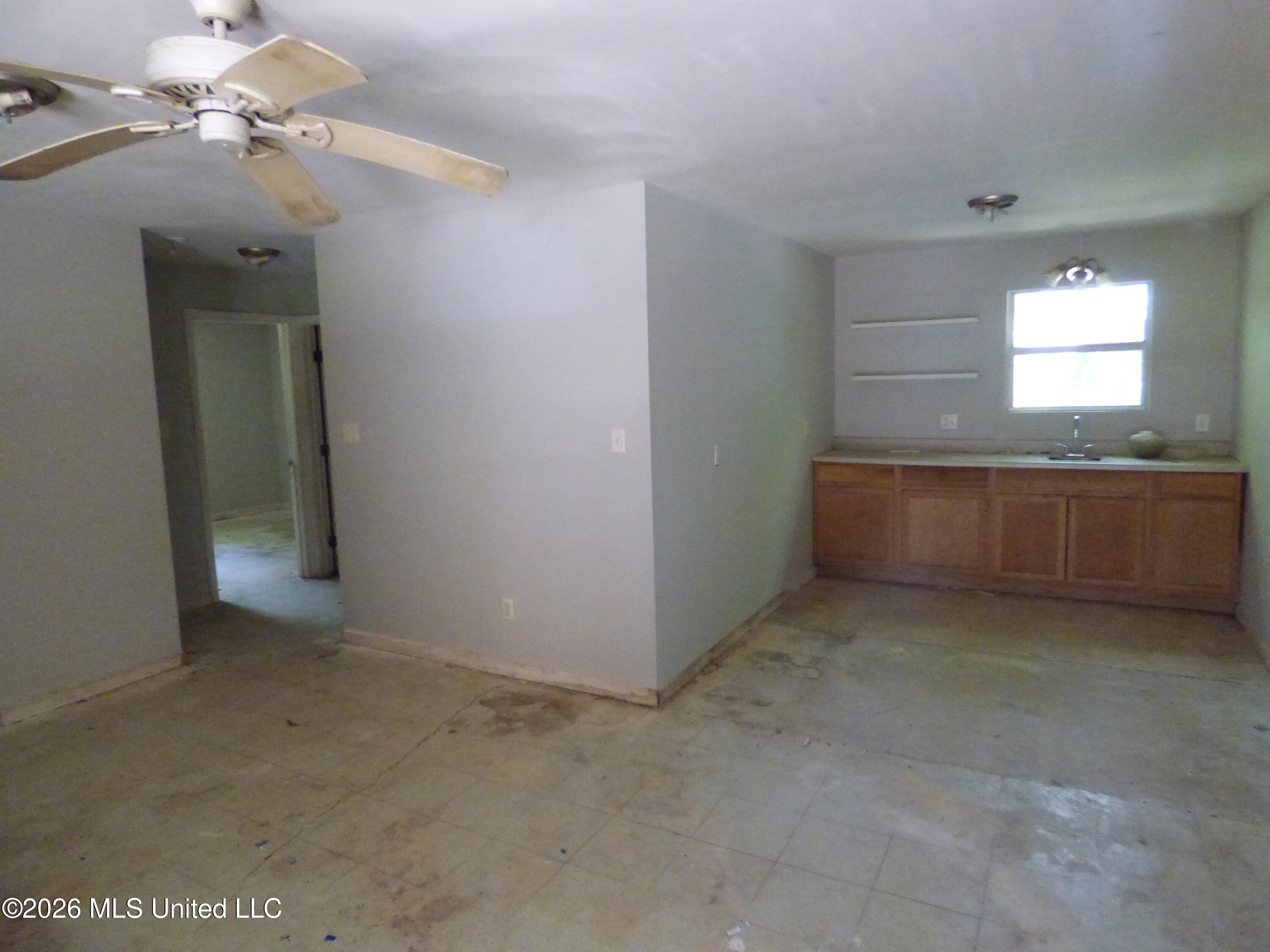 321 Saint Augustine, McComb, MS 39648 — photo 3