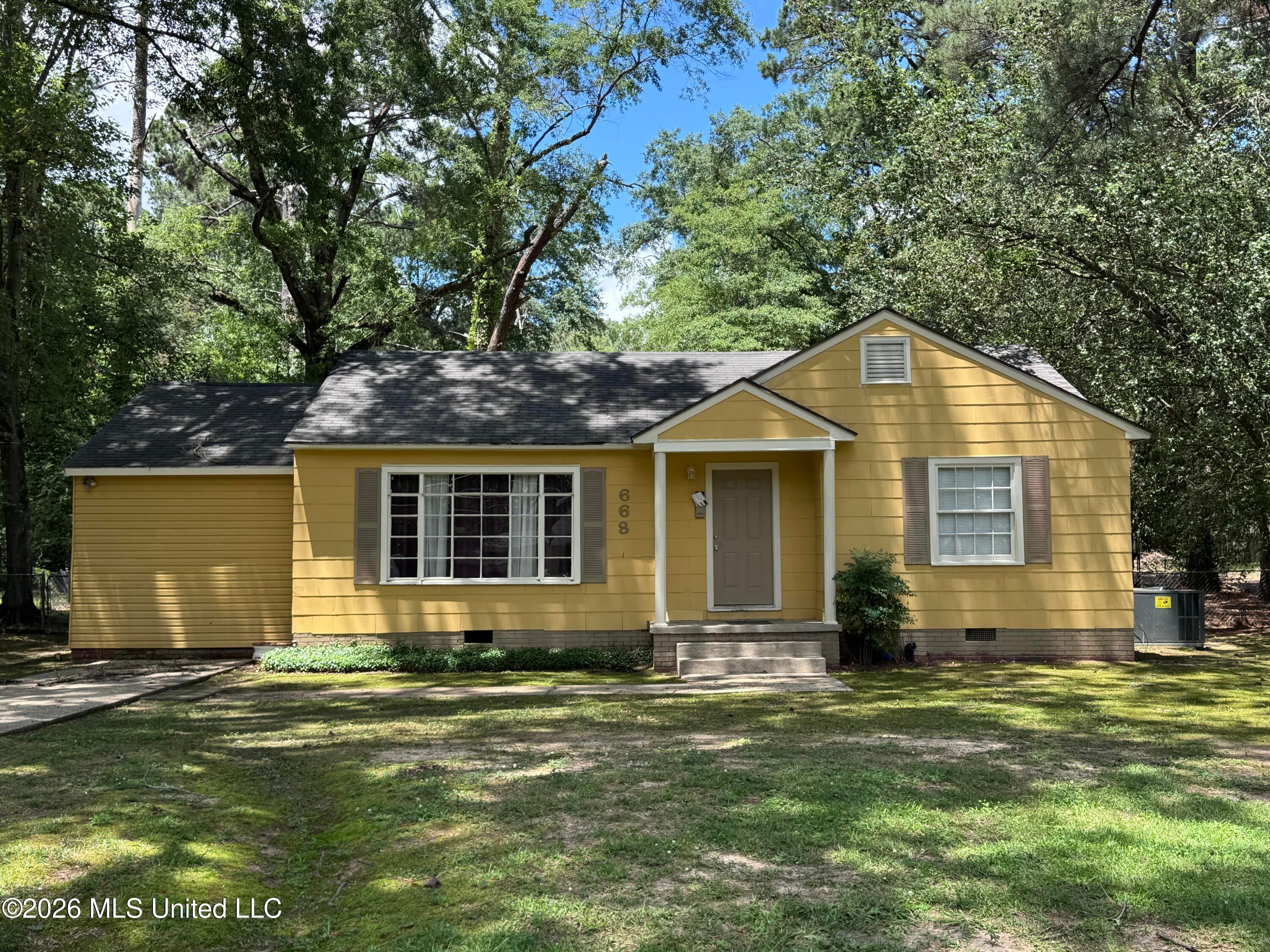 668 Broadmoor Drive — photo