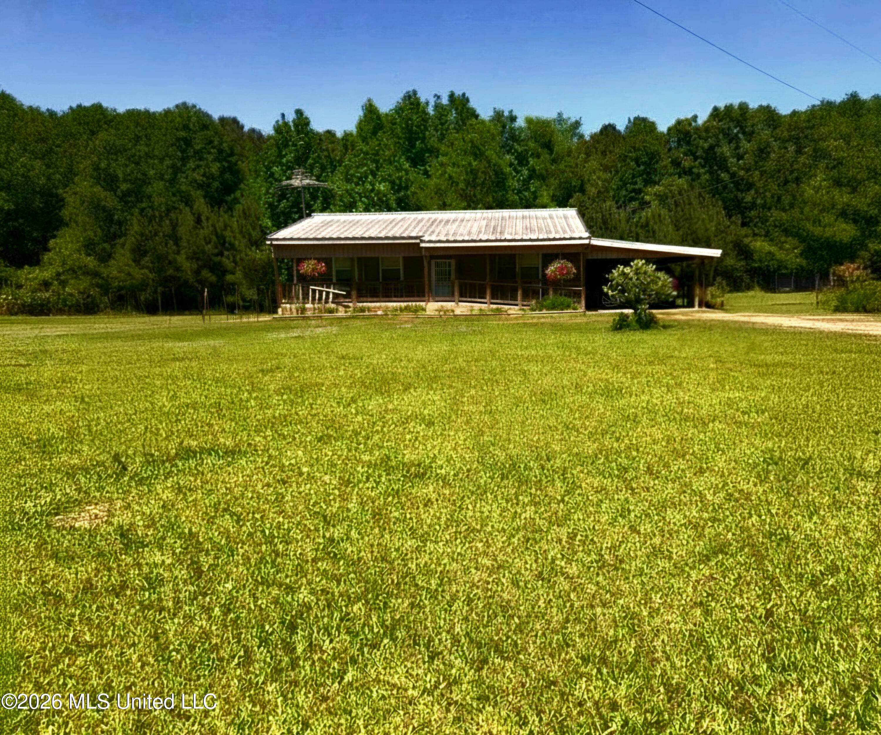 131 Campbell Road — photo