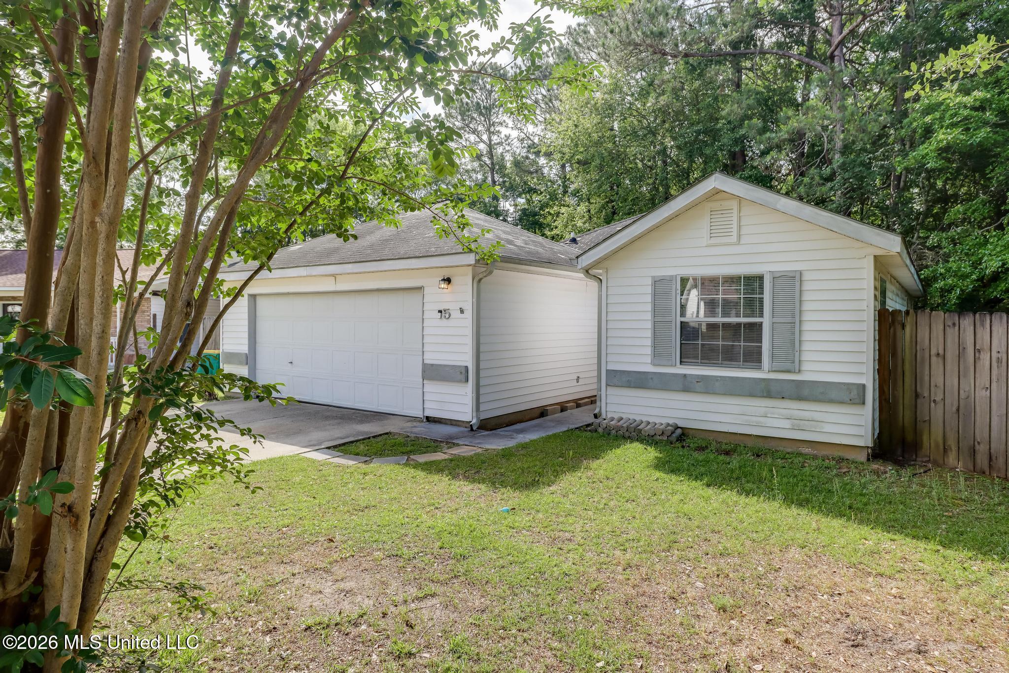 5 Michael Court — photo