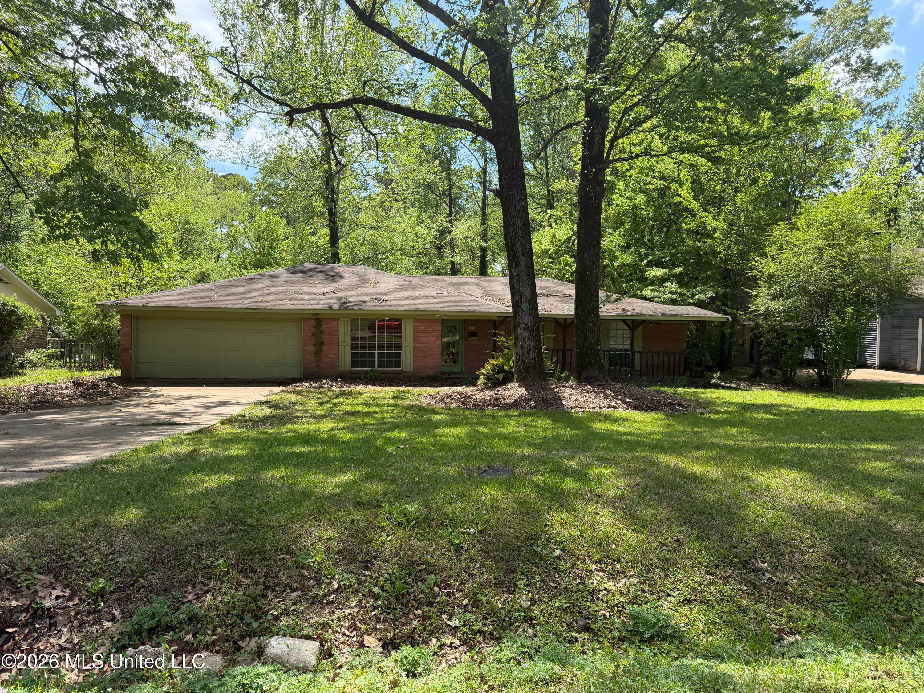 865 Fairfax Circle — photo