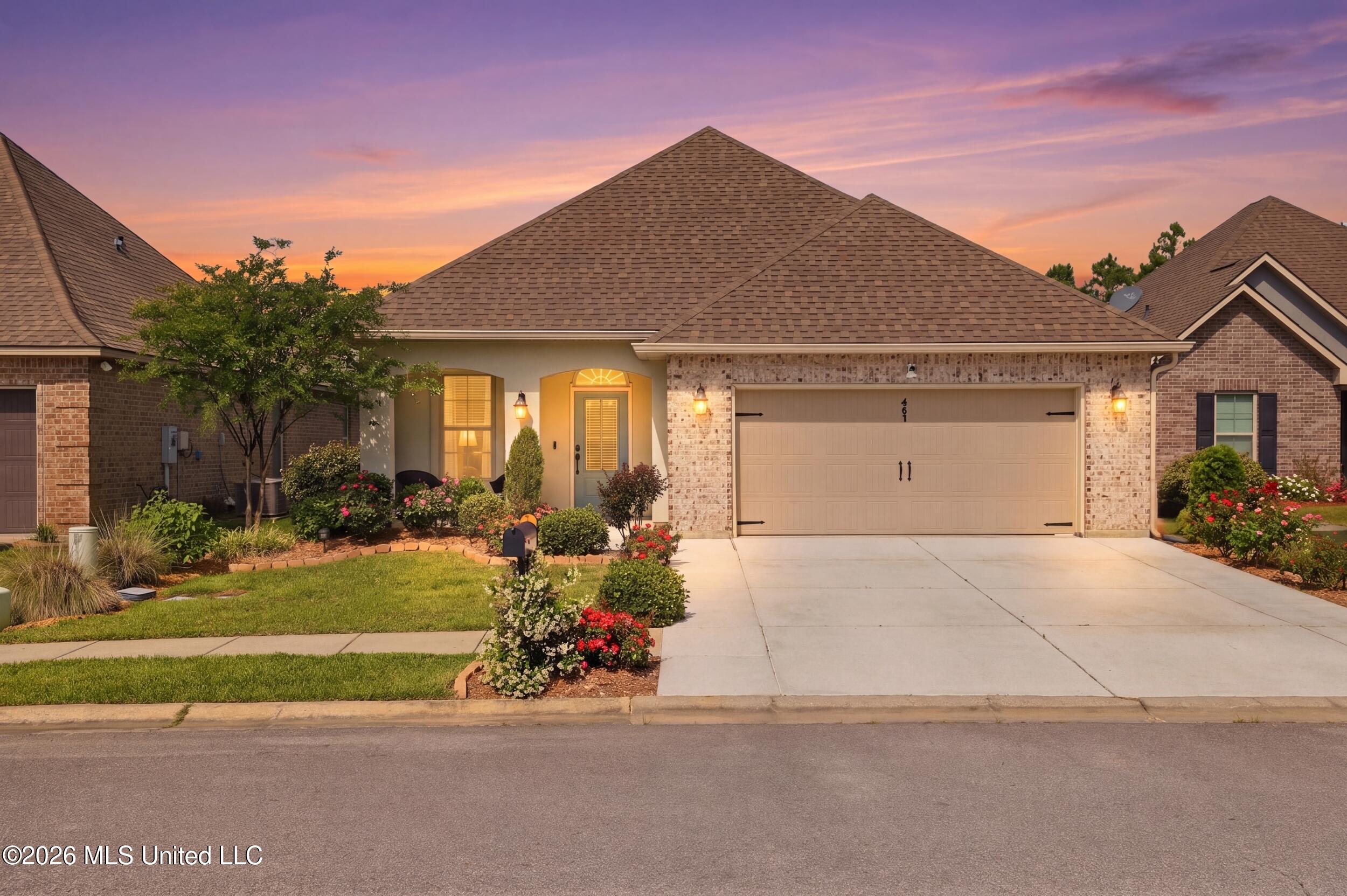461 Palm Breeze Drive — photo