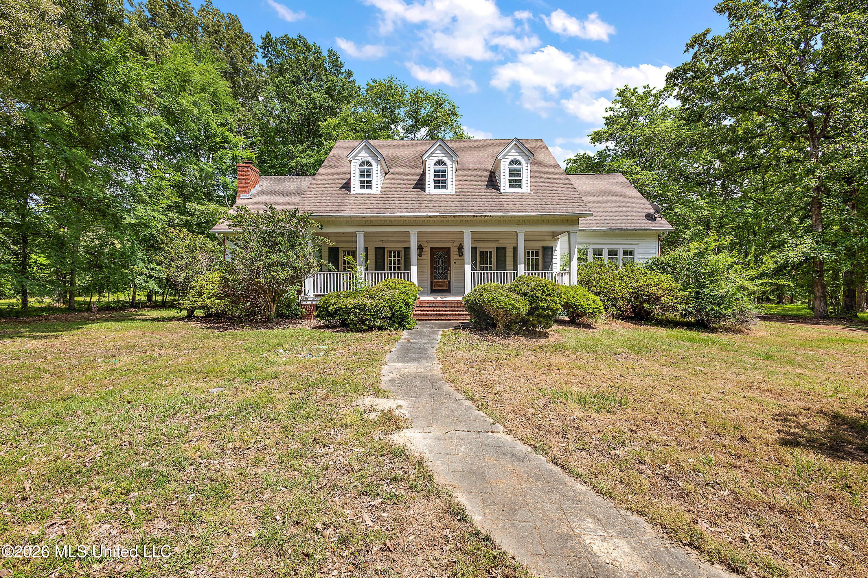 241 Heathway Cove — photo