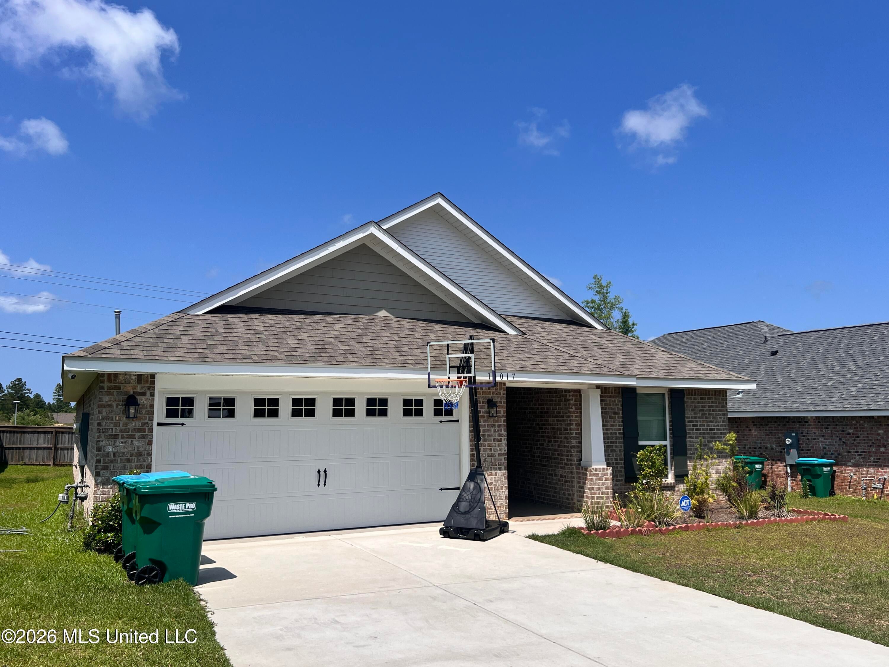 14017 Oak Arbor Drive — photo