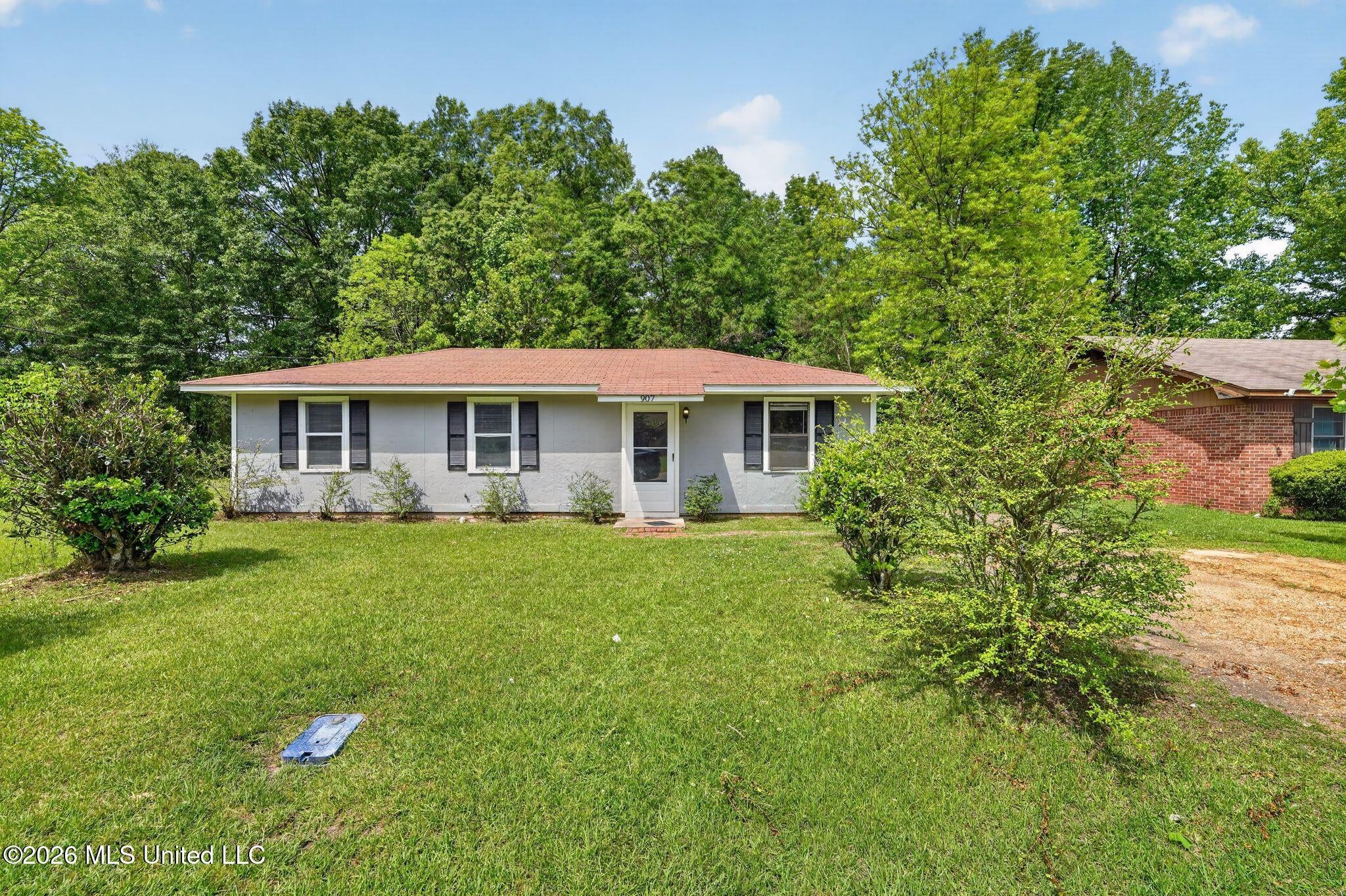 907 Tyler Street — photo