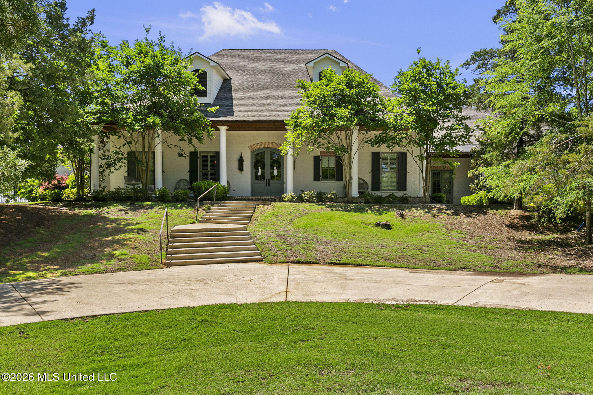 404 Cedarmont Drive — photo