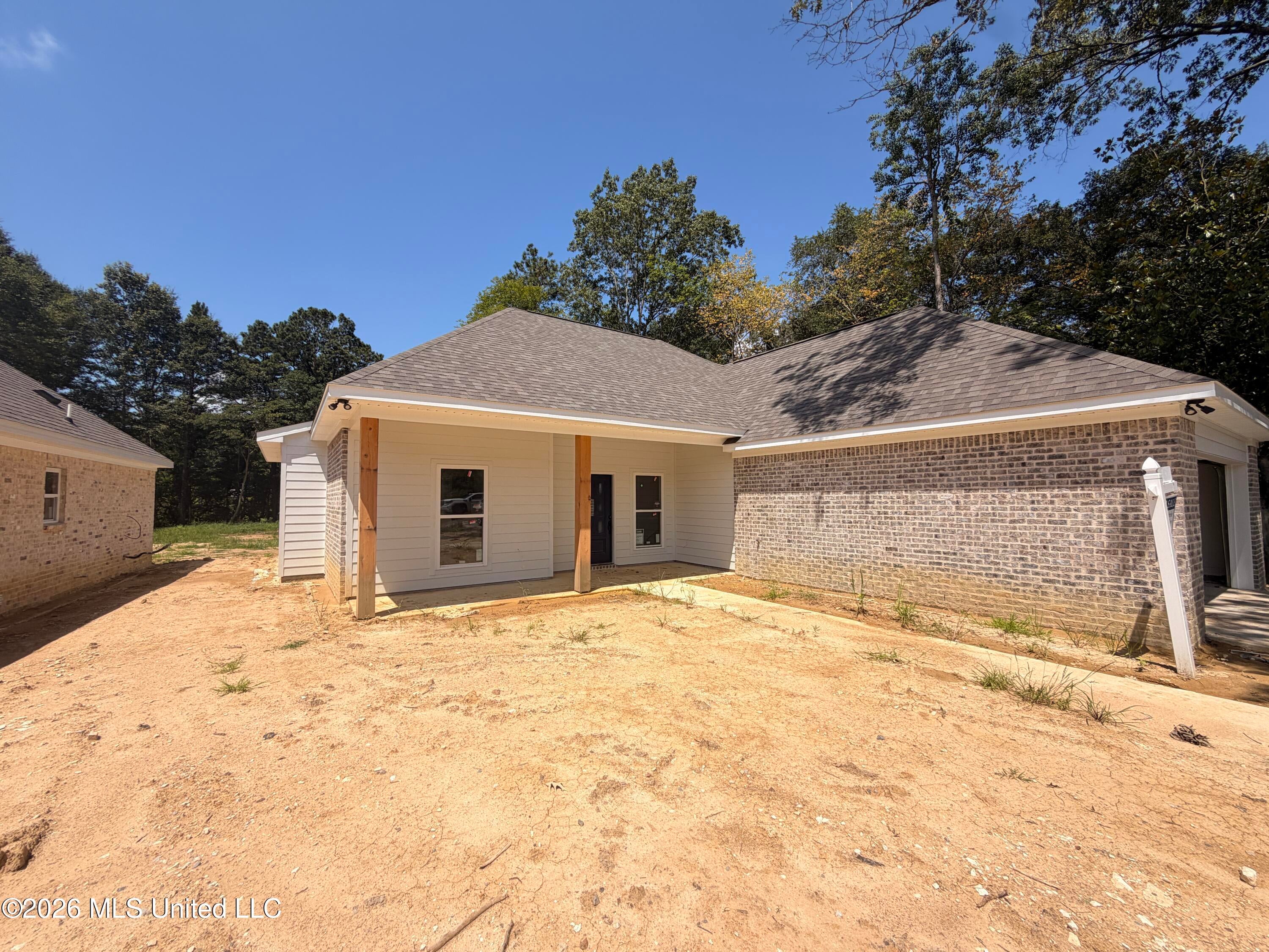 199 Lake Harbor Road — photo