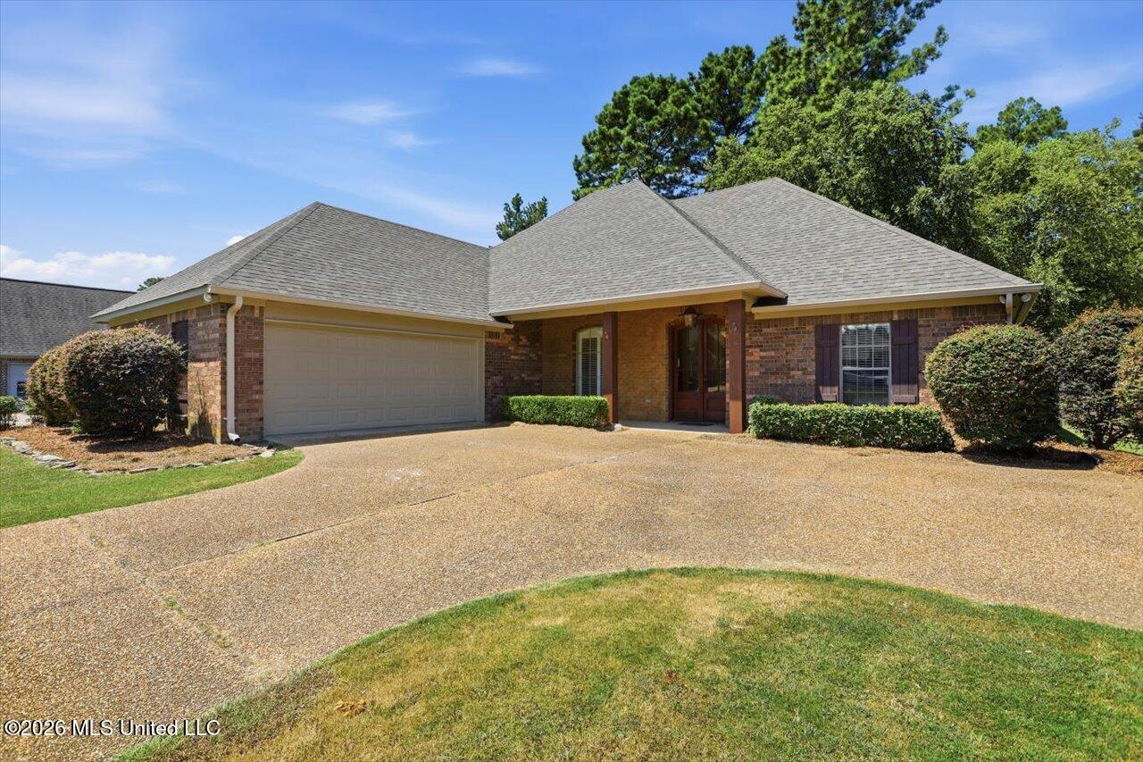 122 Addison Way — photo