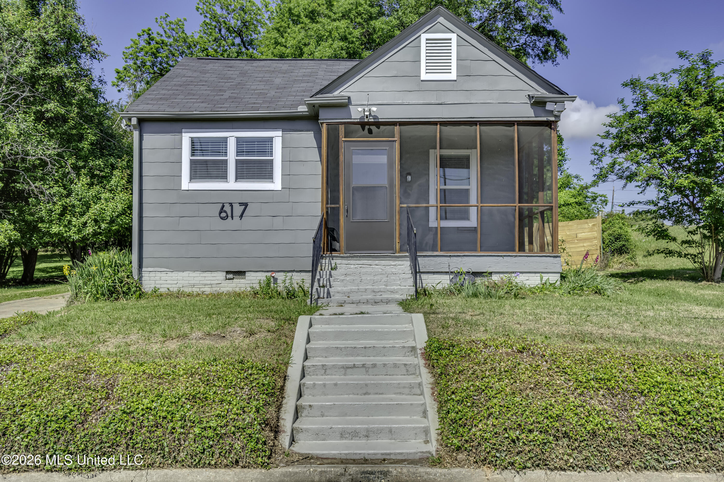 617 Rio — photo