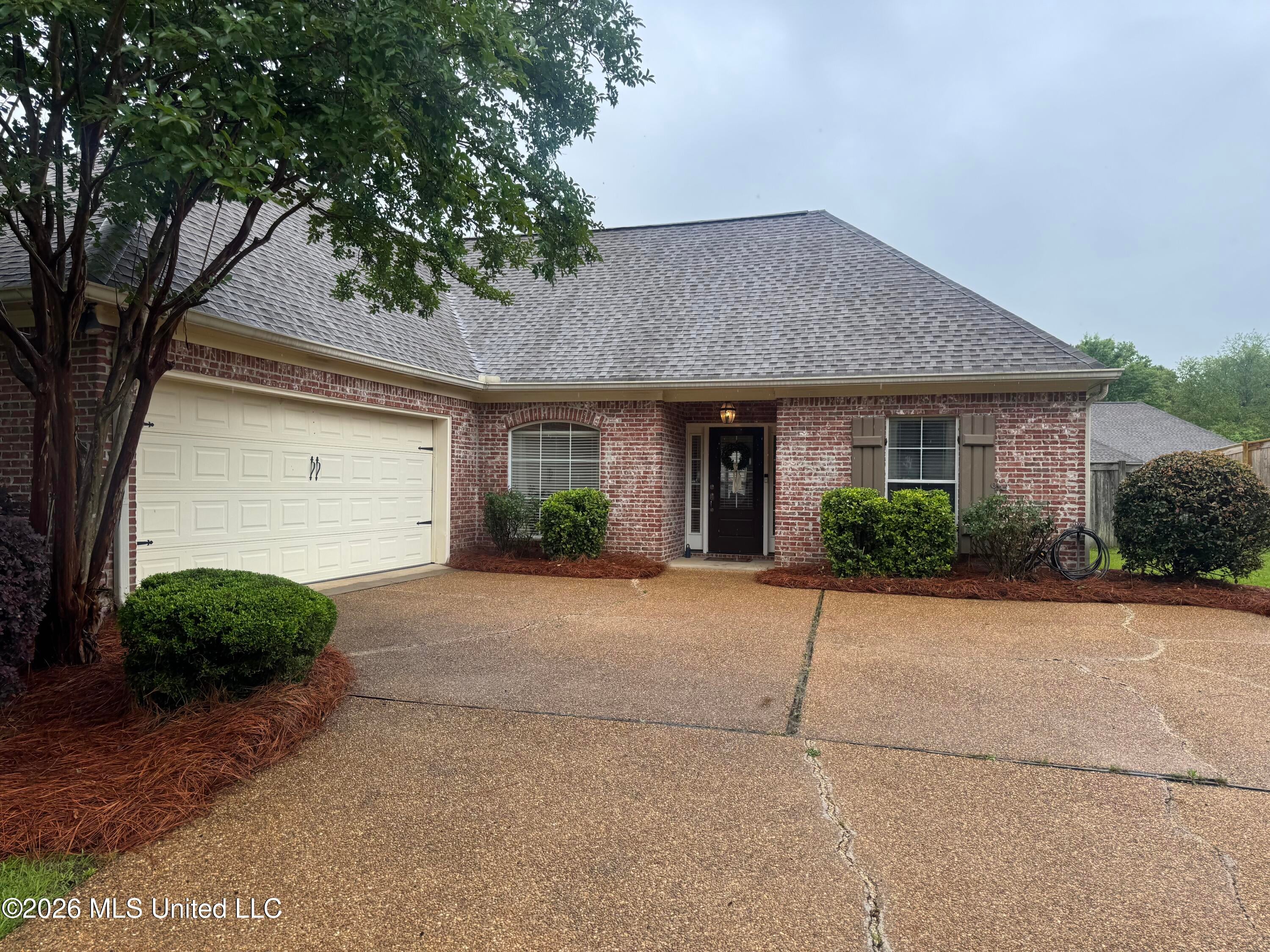 128 Seville Way — photo