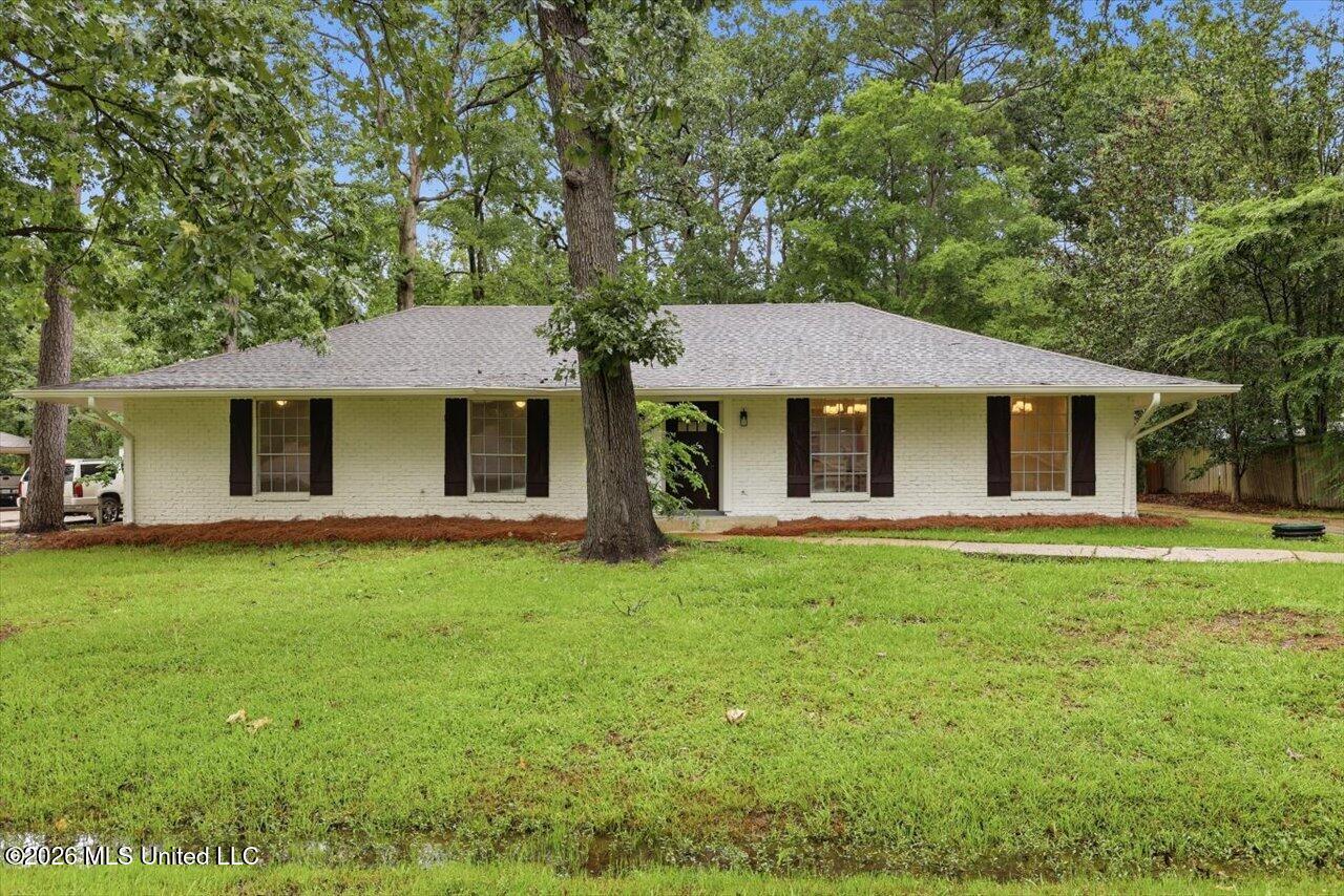 114 Whippoorwill Road — photo