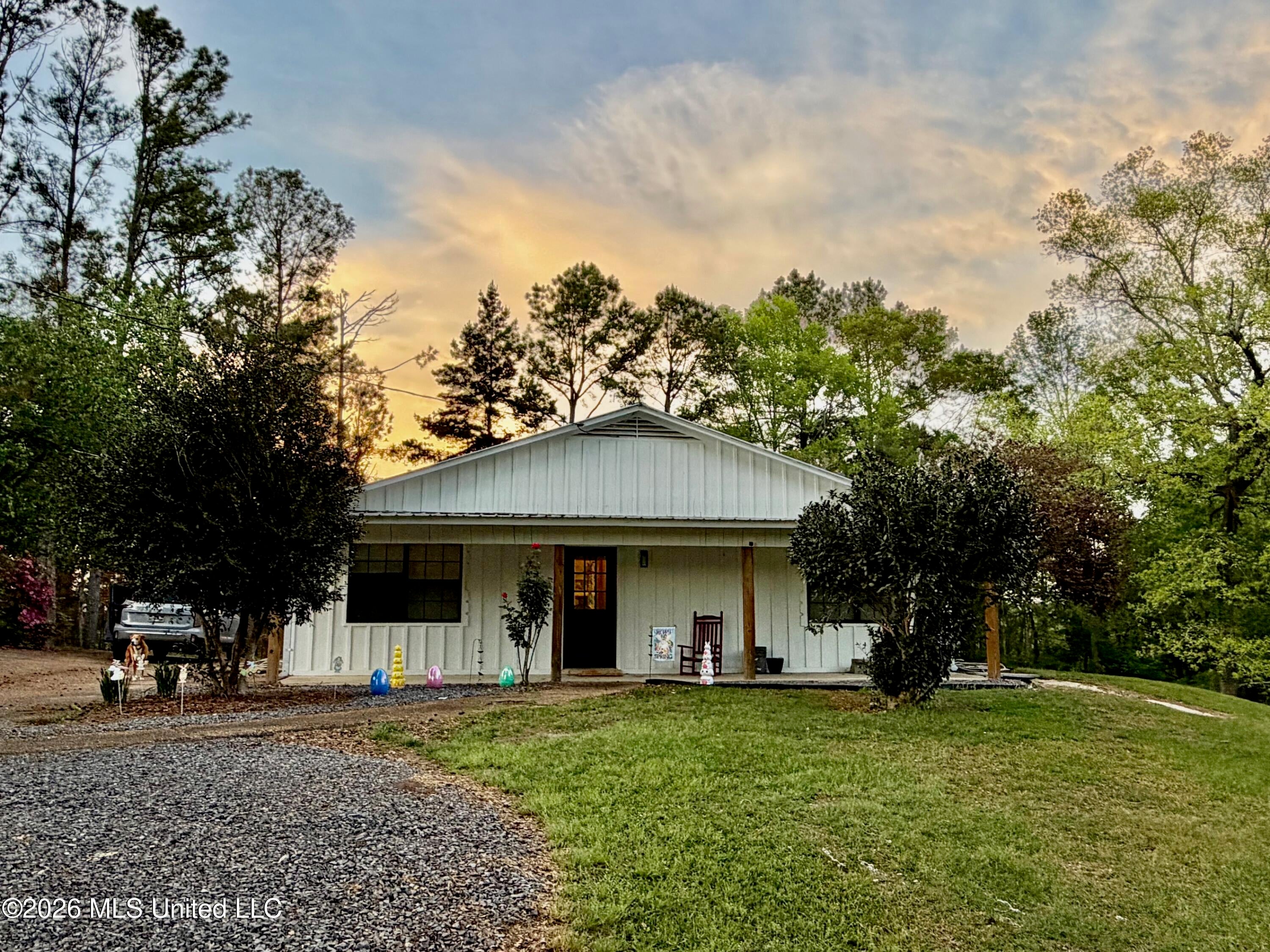 3115 River Ridge Road — photo