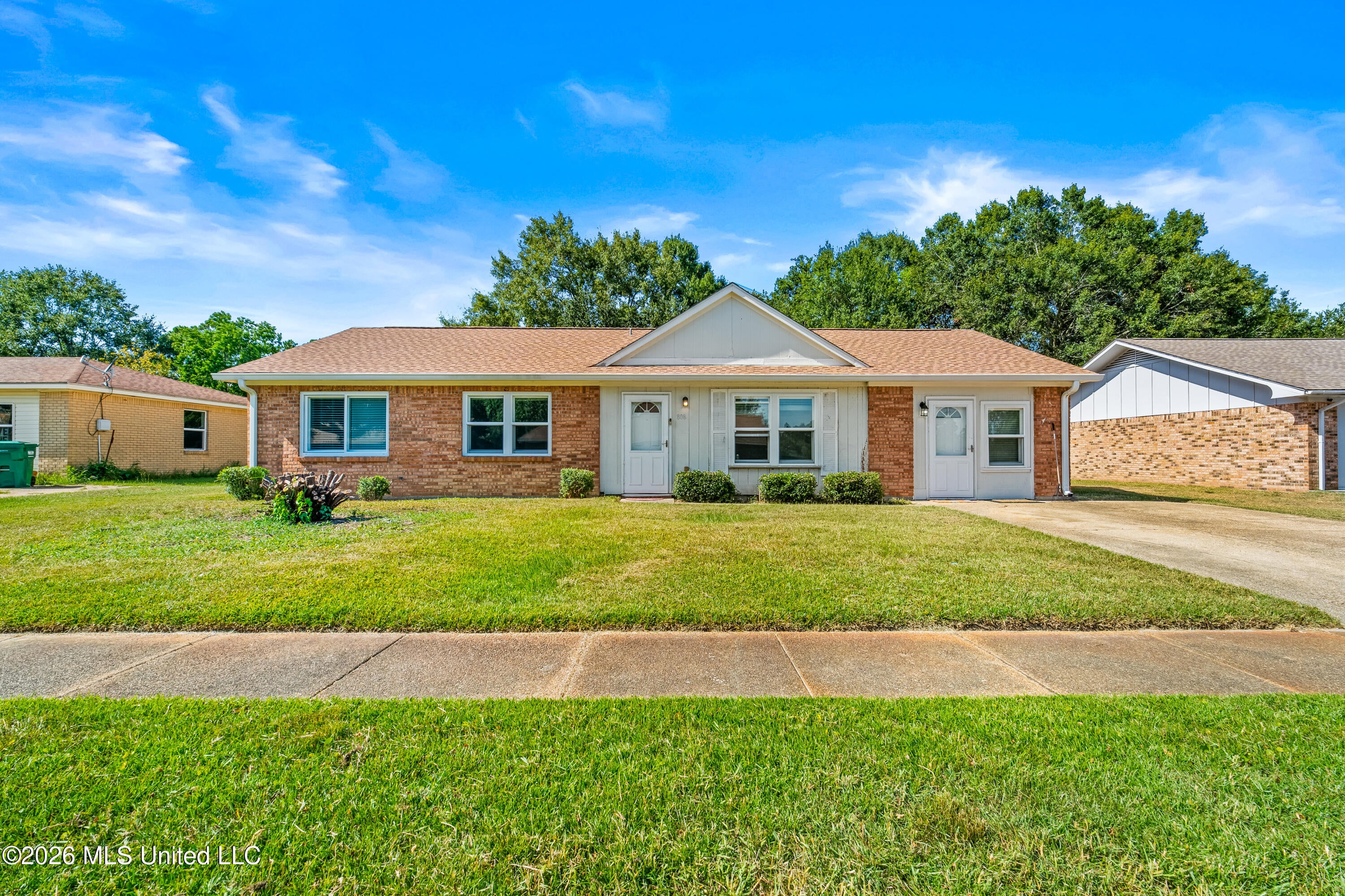 808 Murphy Street — photo