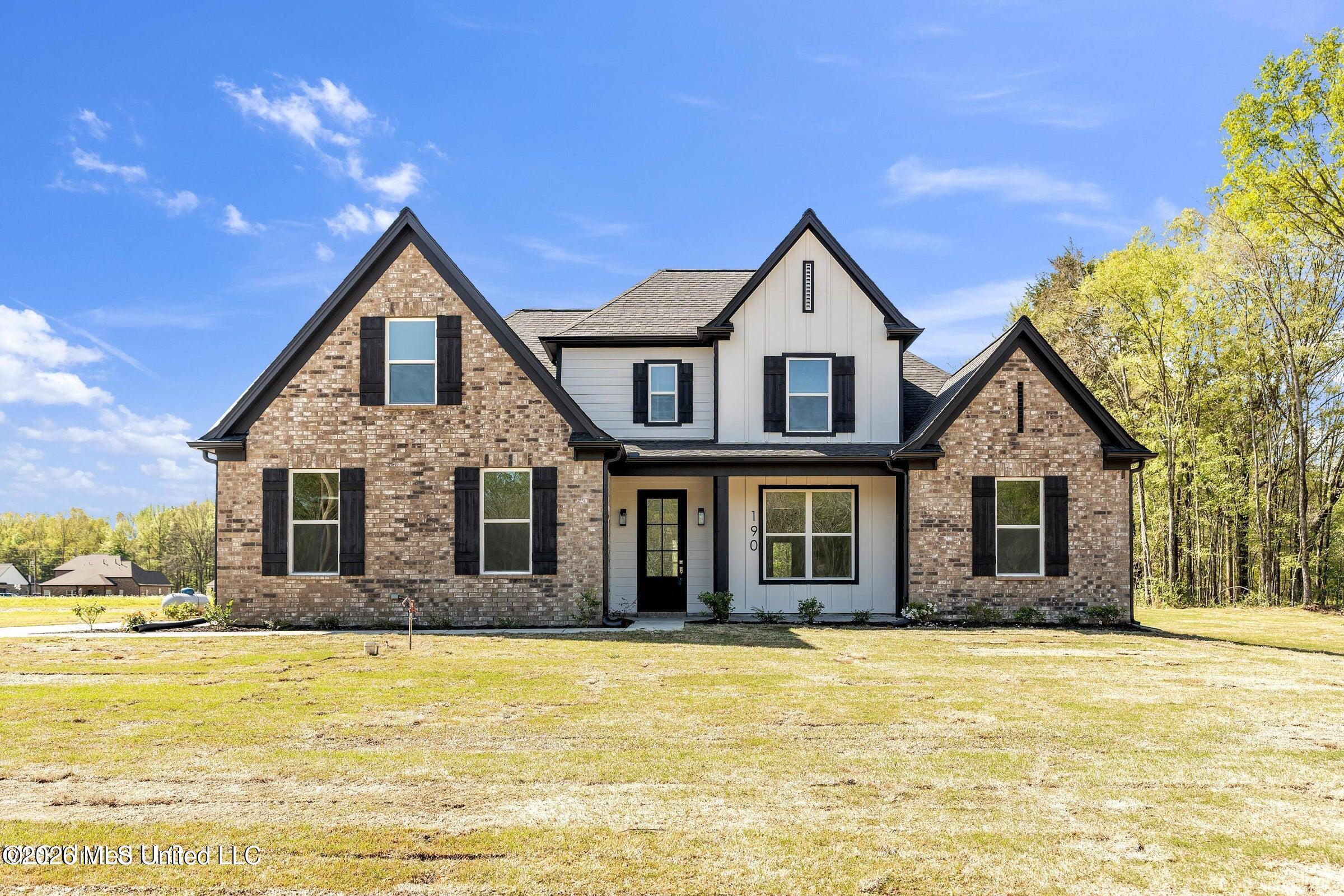 291 Centerline Roper Loop, Byhalia, MS 38611