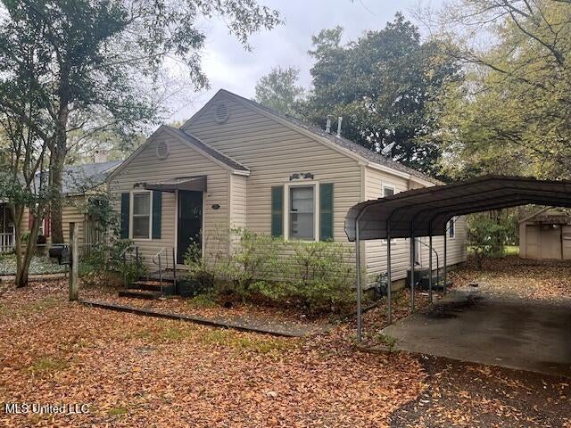 304 W Adams Avenue — photo