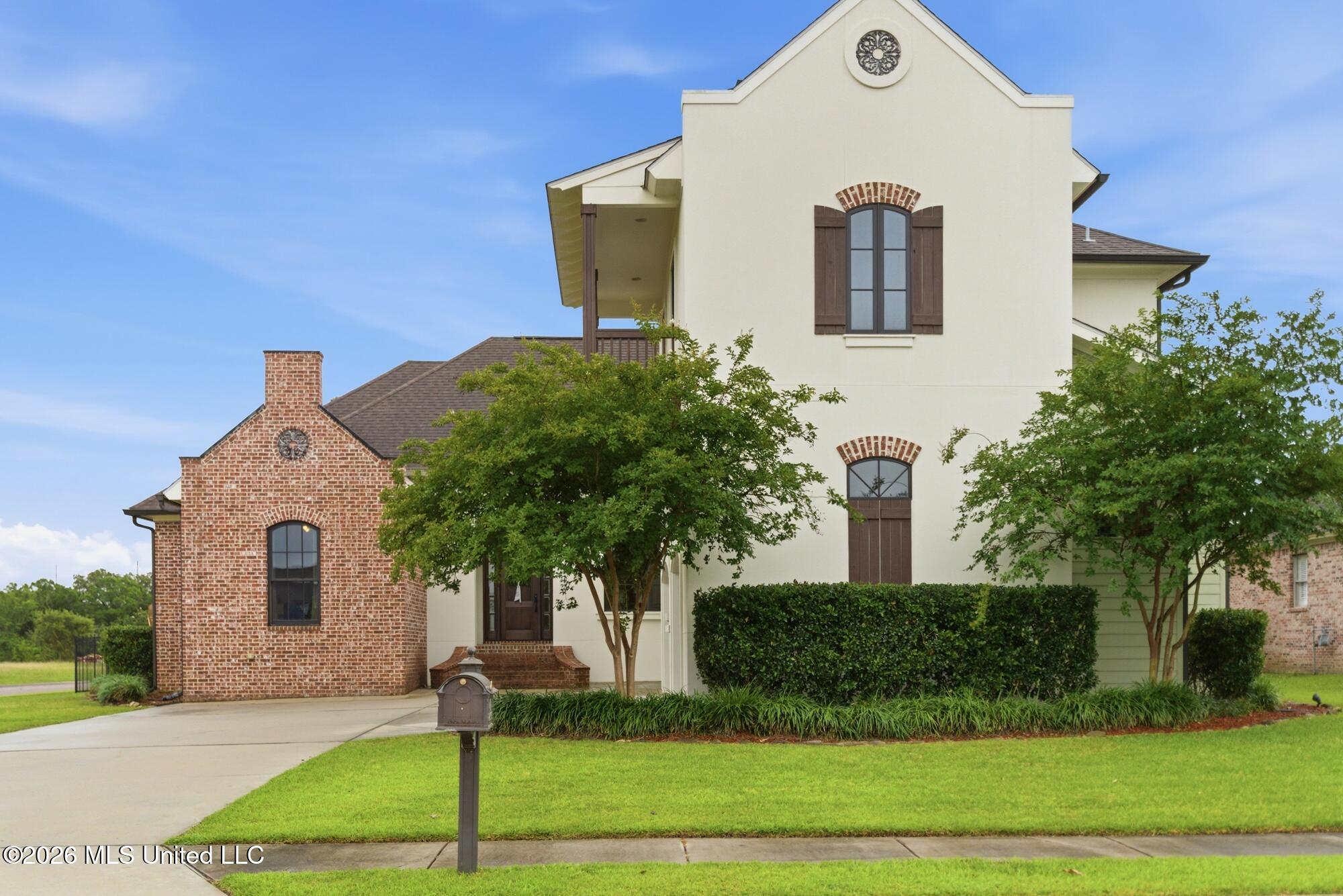 408 Fly-away Court — photo