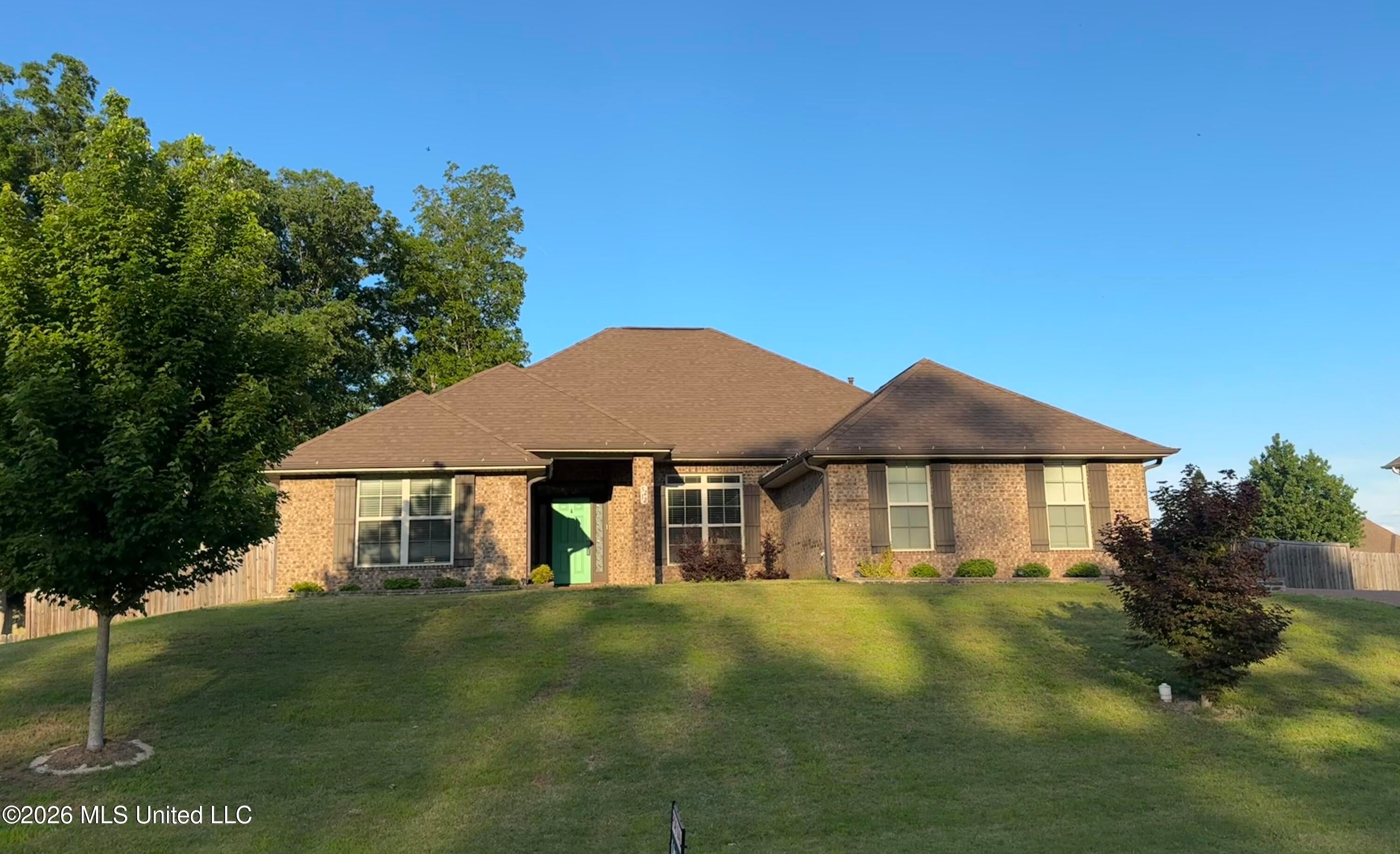 5212 Weathers Drive — photo