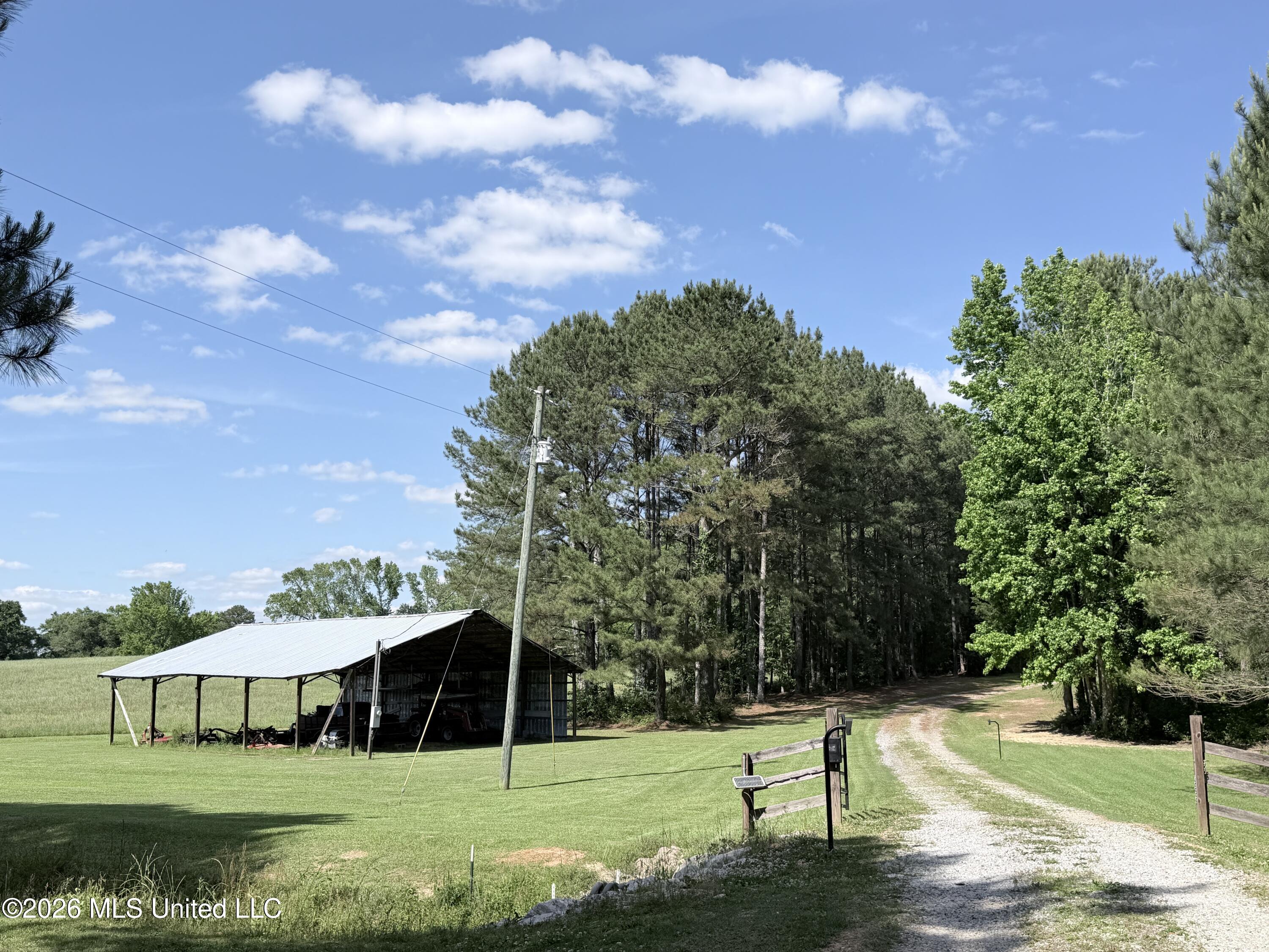 394 Risher Road, Carthage, MS 39051 — photo 2
