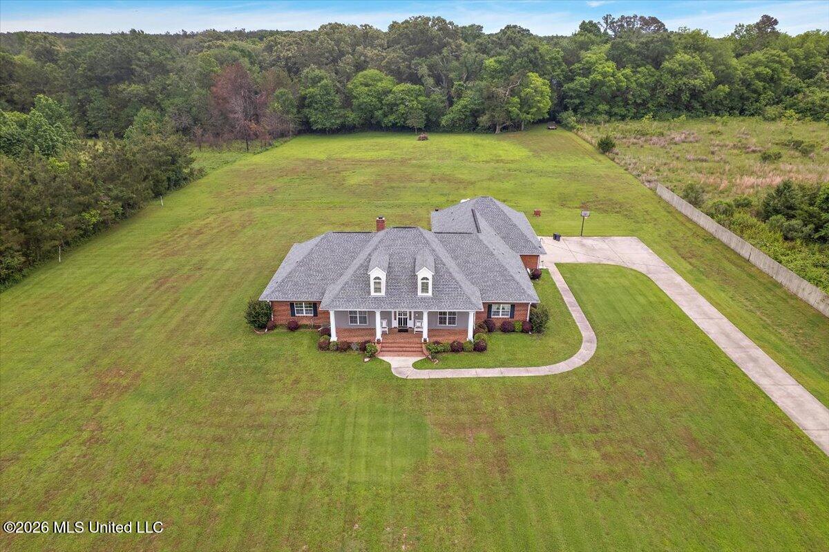 136 Mccullough Lane — photo