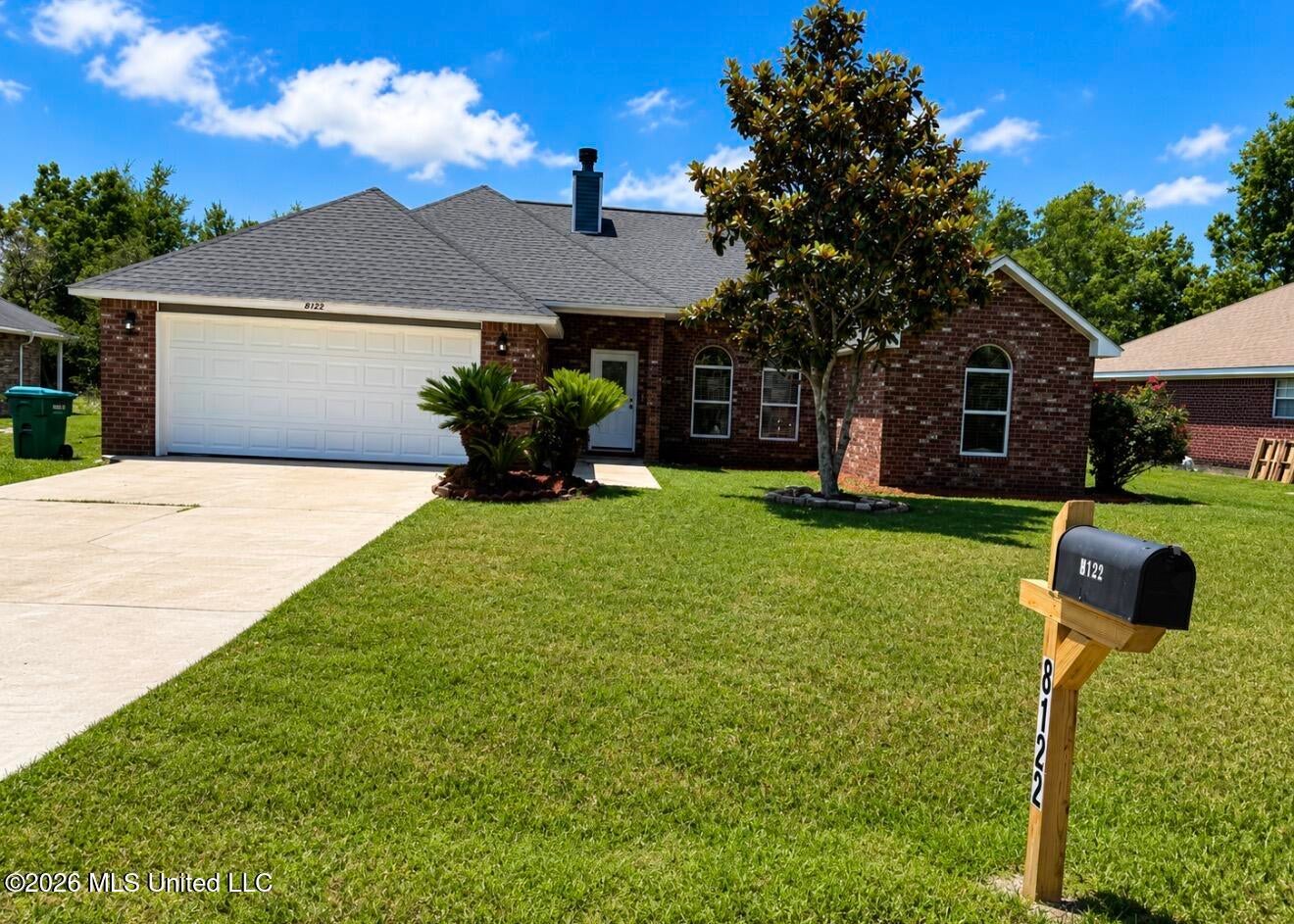 8122 Longwood Drive — photo