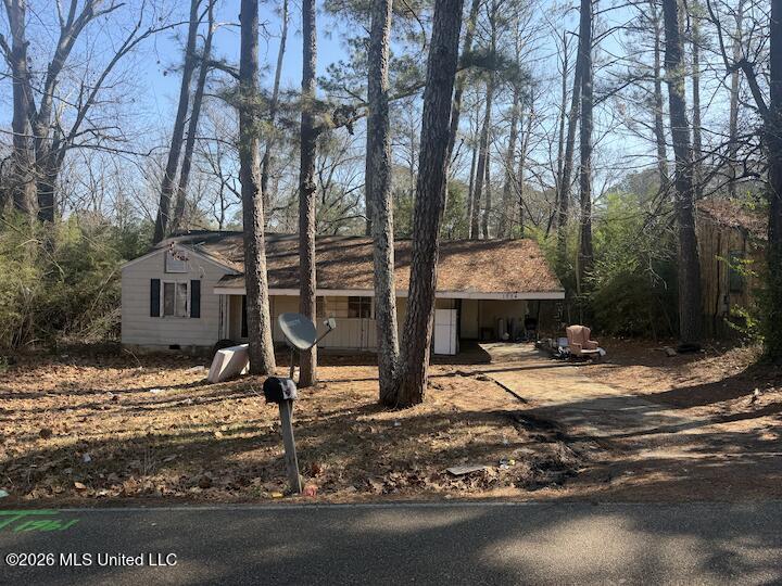 1984 Shady Lane Drive — photo
