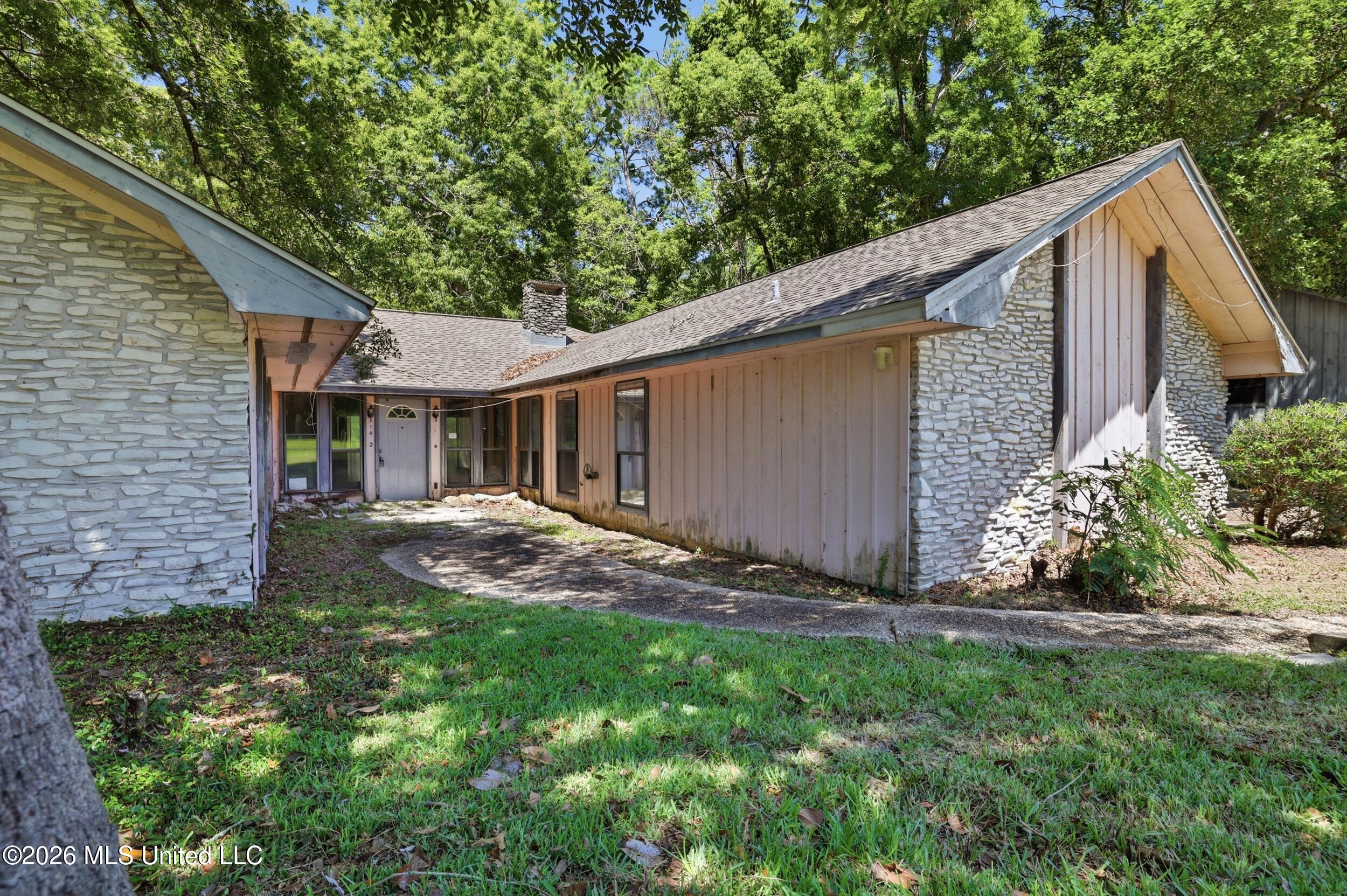1432 Sioux Bayou Drive — photo