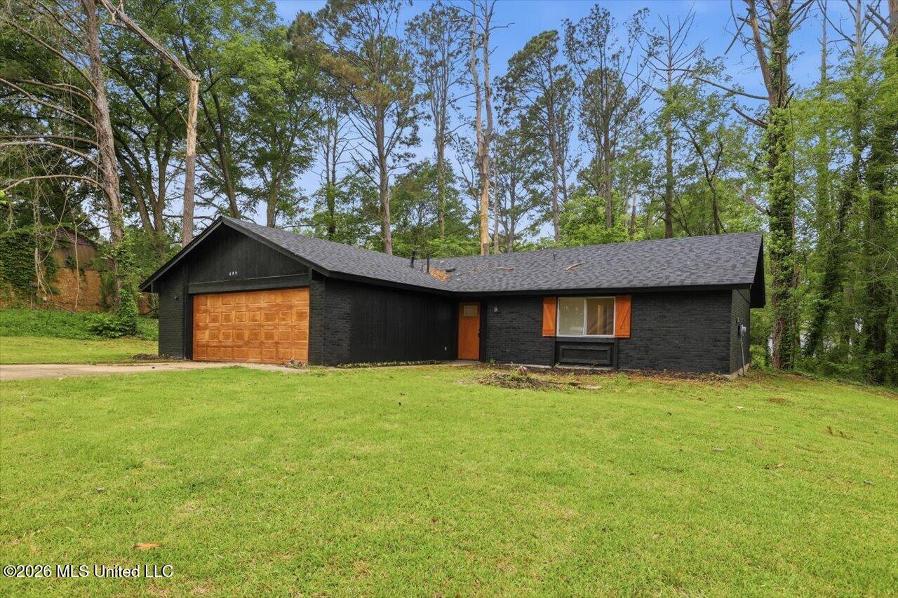 609 Briarcliff Circle — photo