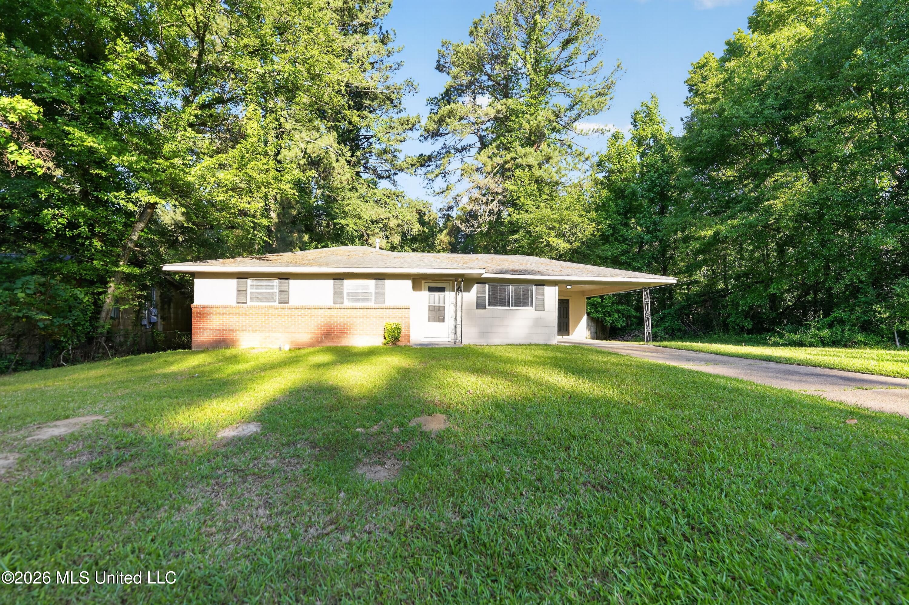 1439 Gibralter Drive — photo