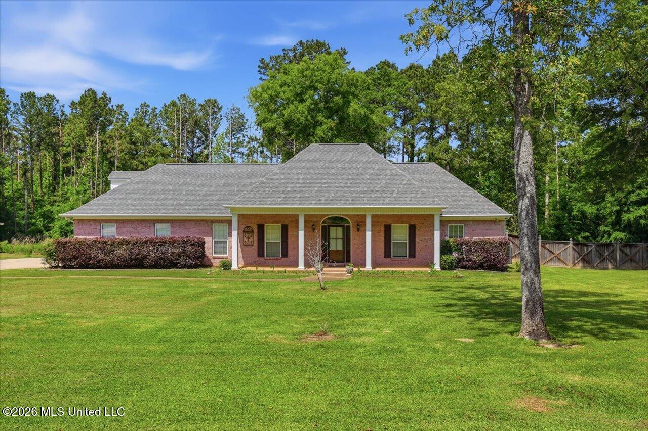 117 Holly Bush Place — photo