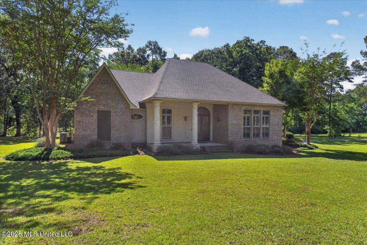 1043 Stonegate Drive — photo